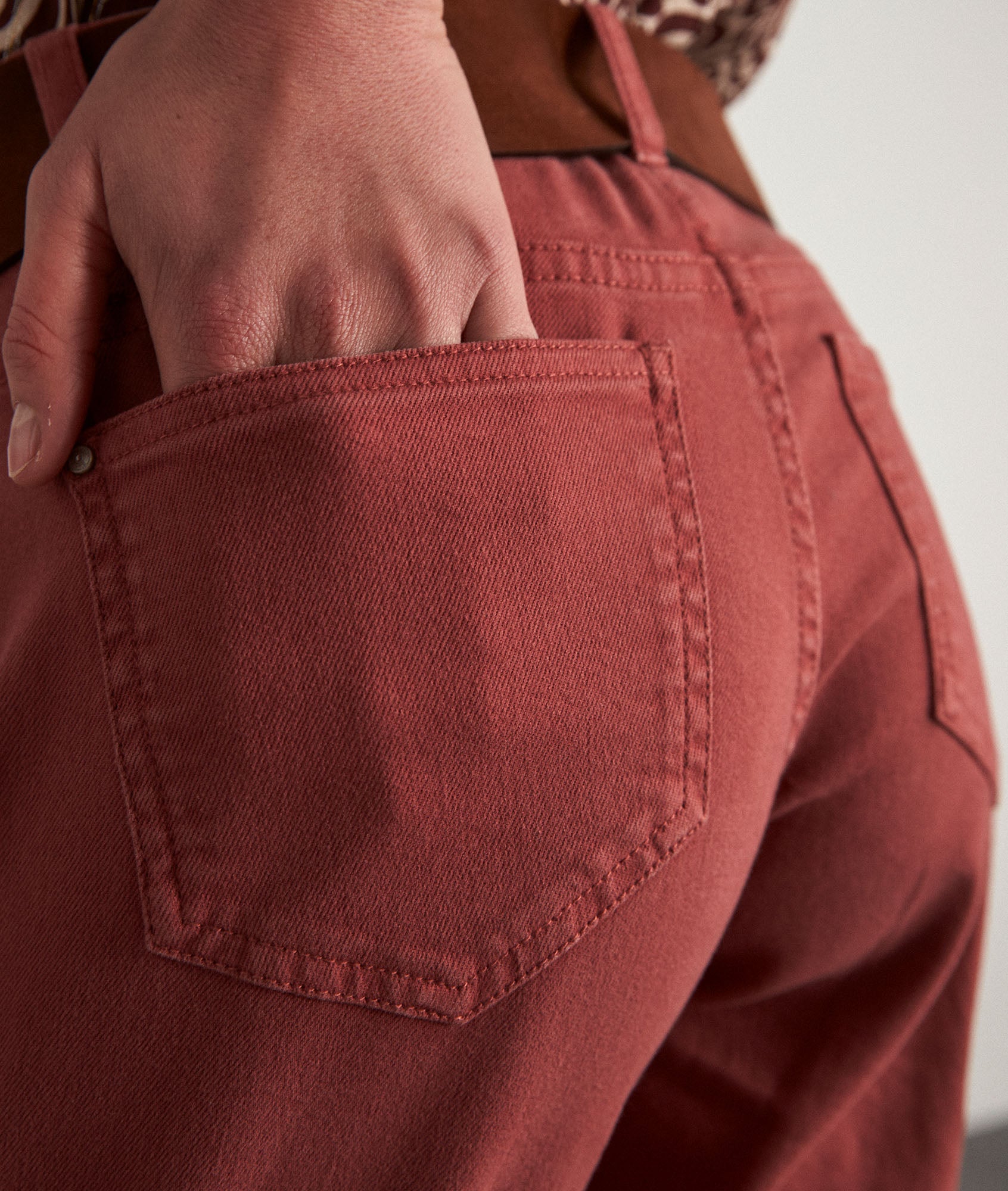 Jean droit Cachou Faume - seconde main