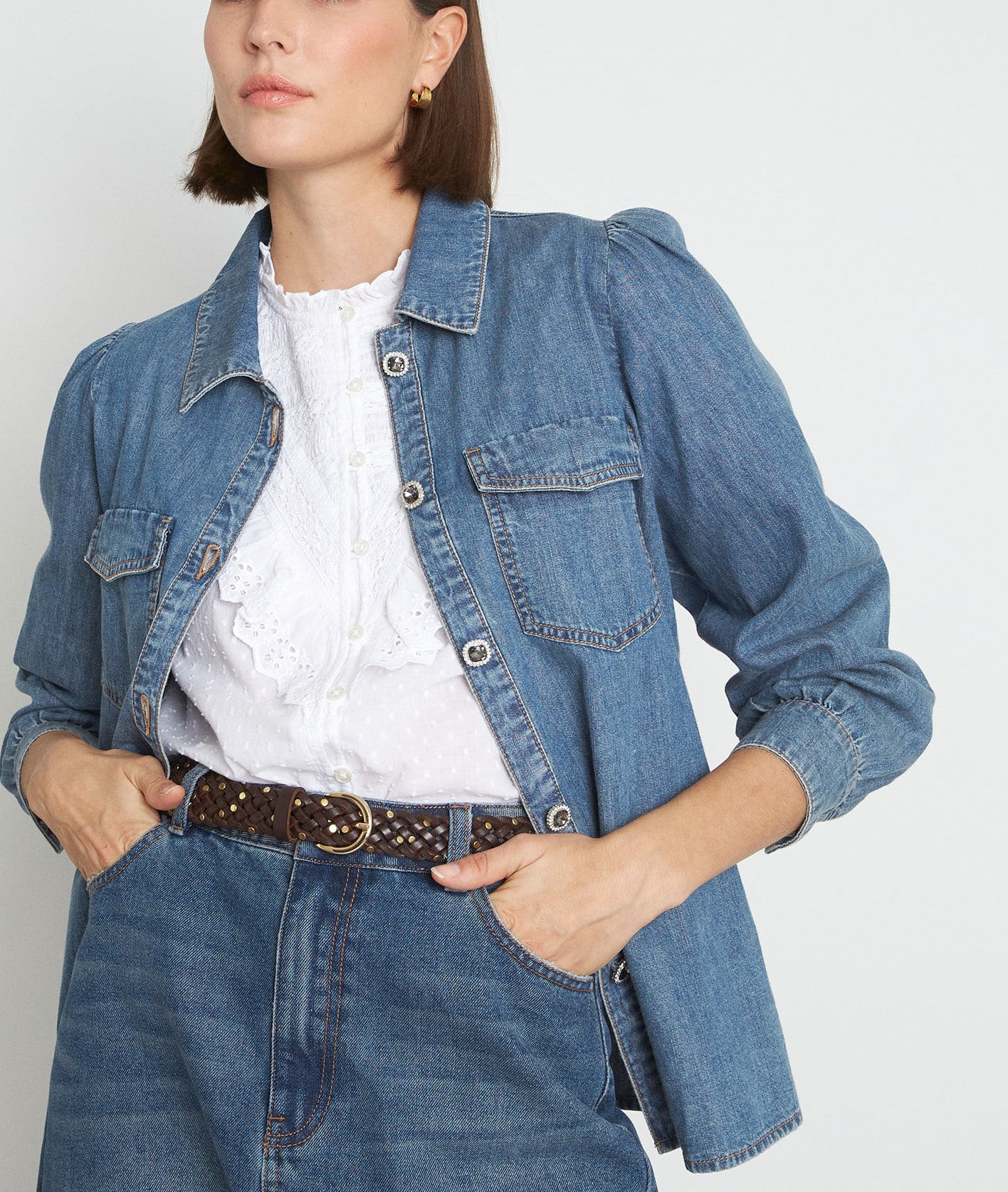 Chemise en denim délavé à boutons bijoux Leonie Faume - seconde main