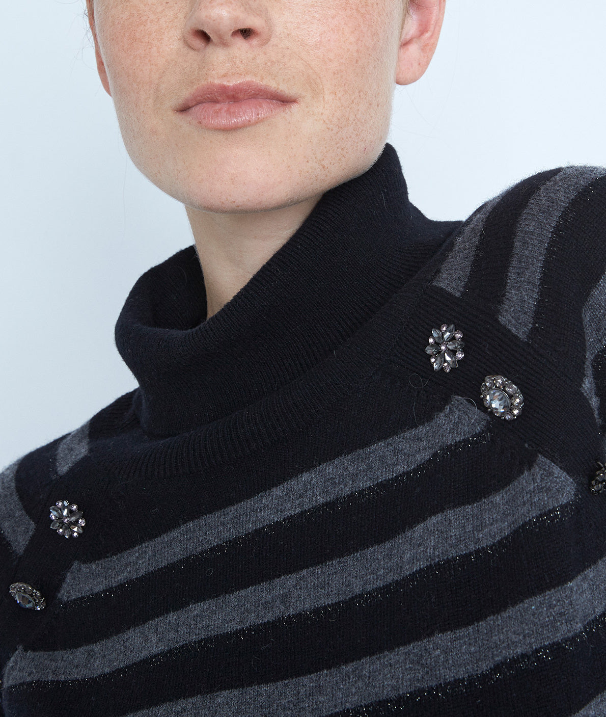 Pull col roulé en laine recyclée et cachemire noir et gris Thales Faume - seconde main