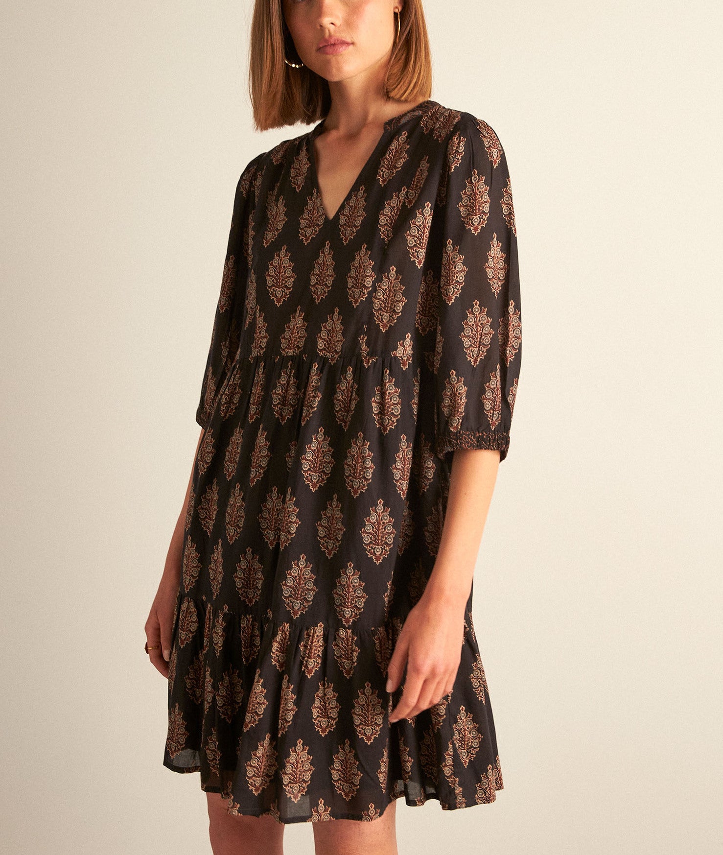 Robe courte noire imprimée HANJY Faume - seconde main