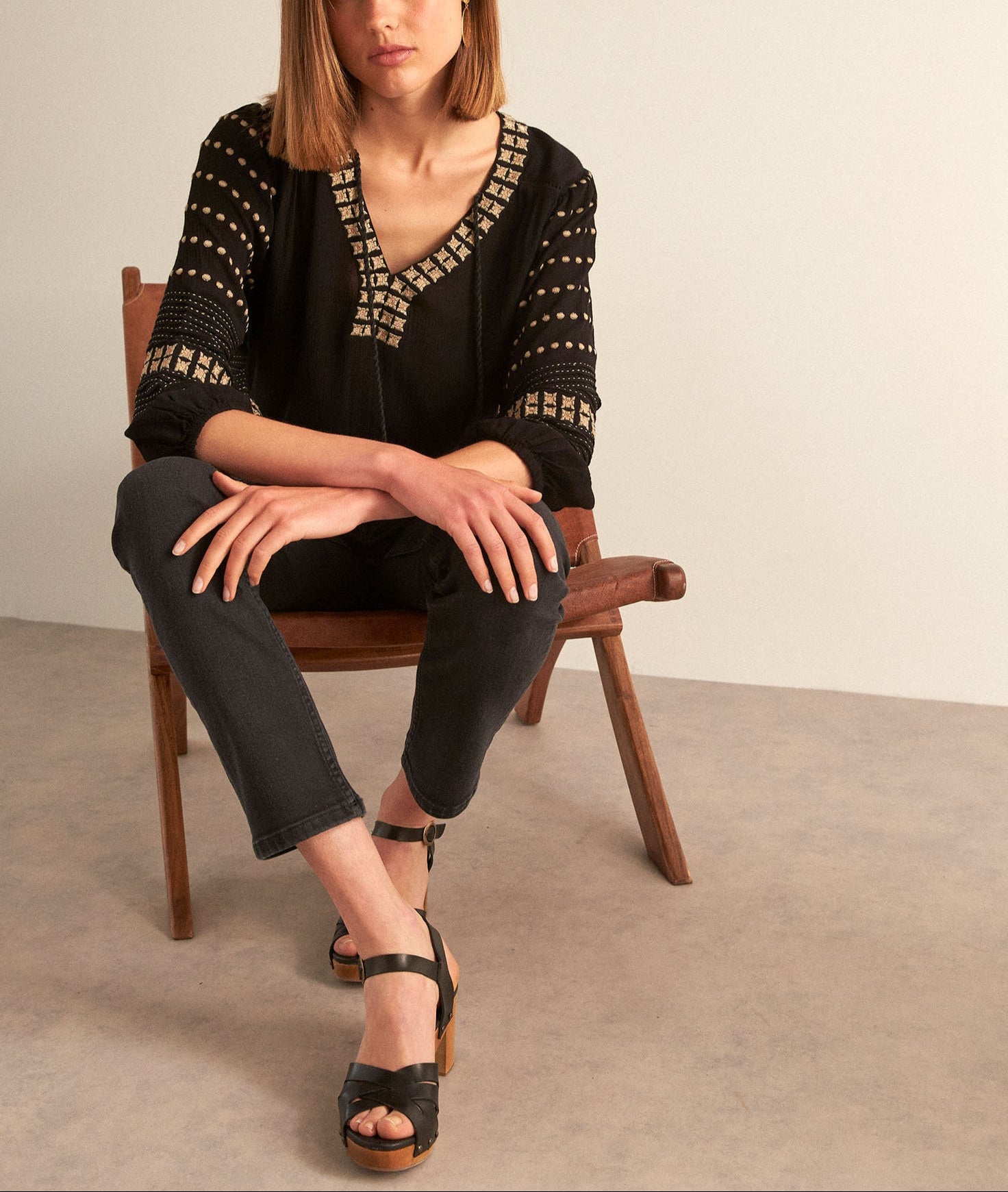 Blouse brodée ethnique noire CALLAS Faume - seconde main