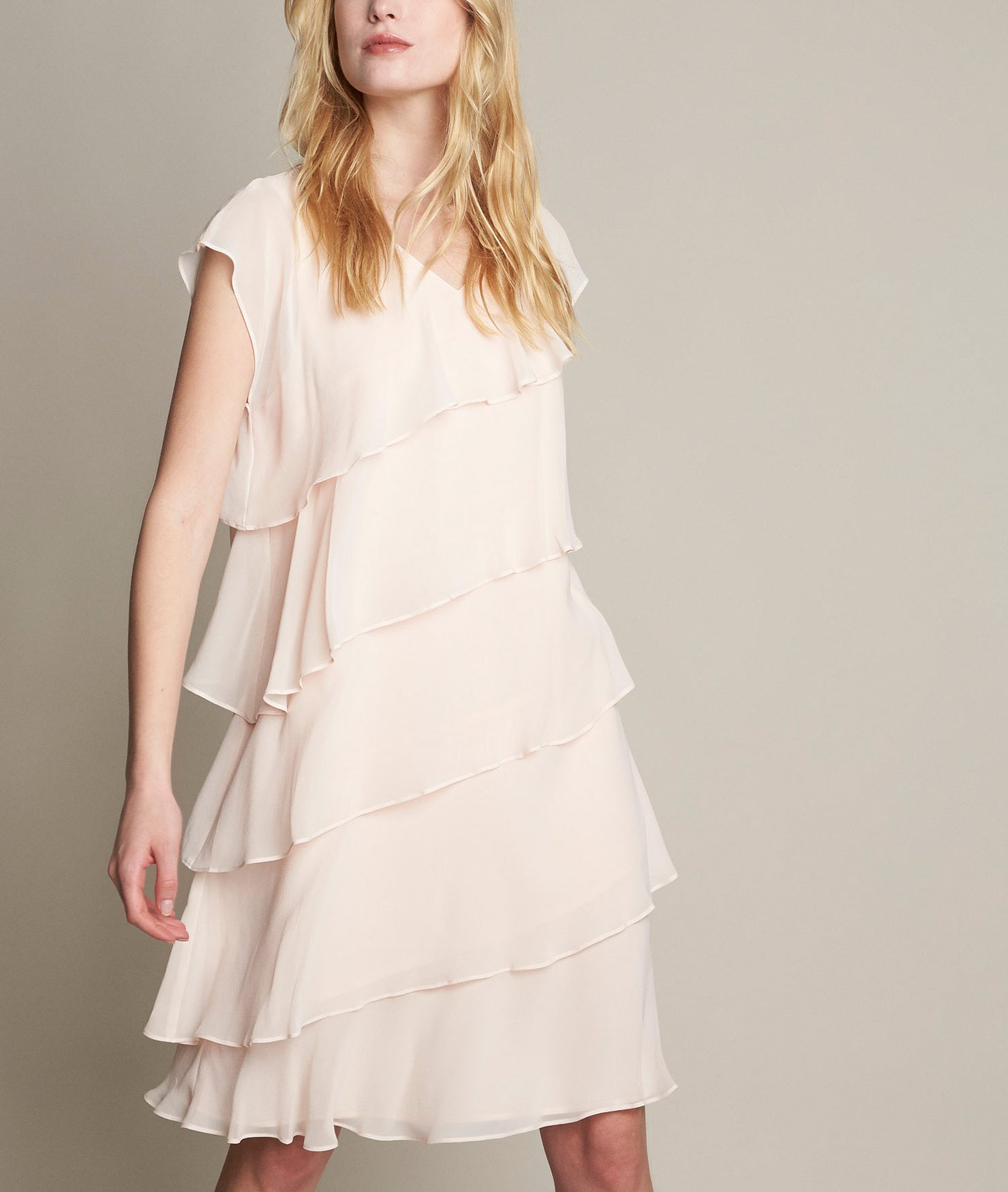 Robe nude en soie à volants Oly Faume - seconde main