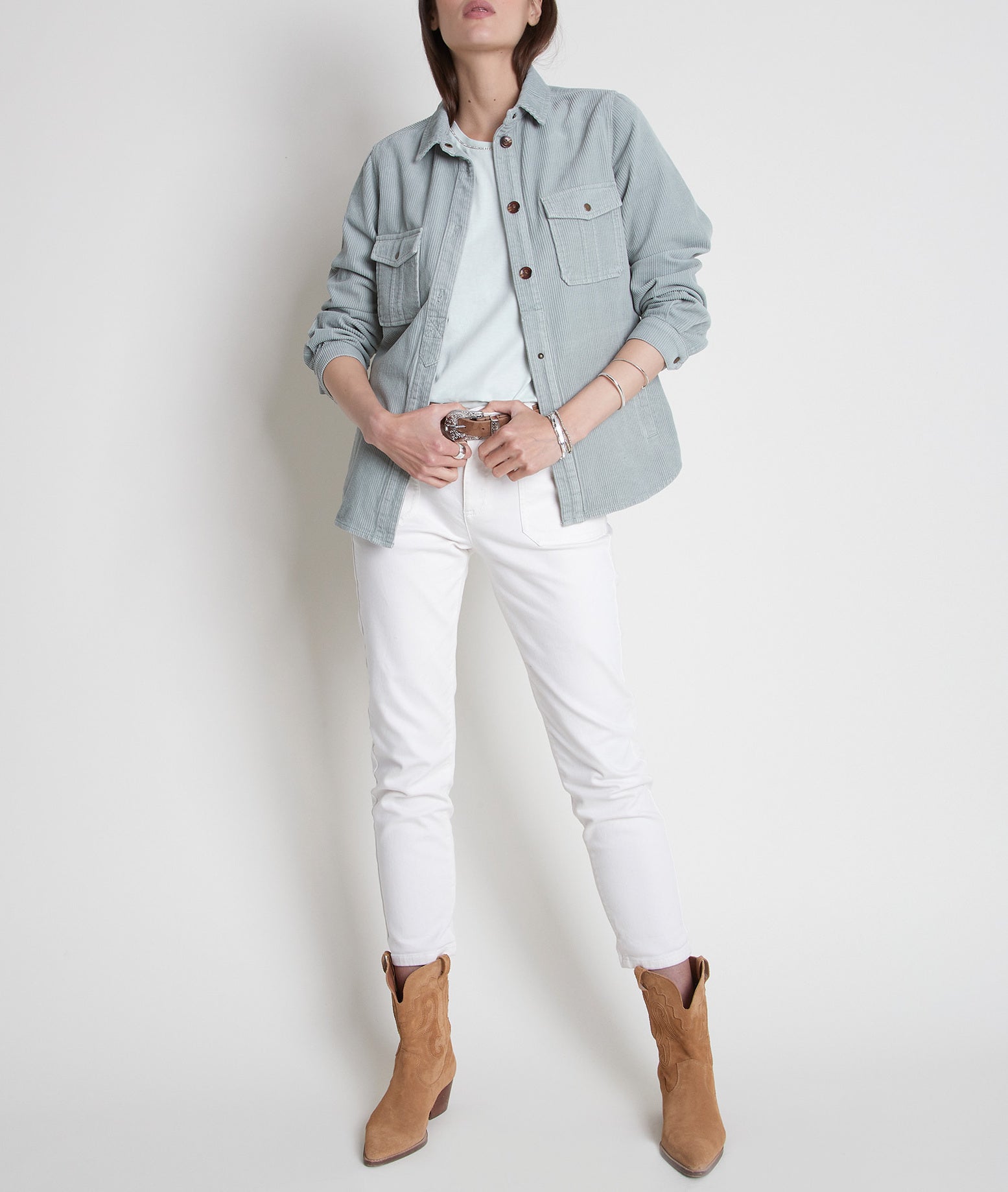 Surchemise en velours côtelé vert d'eau Perle Faume - seconde main