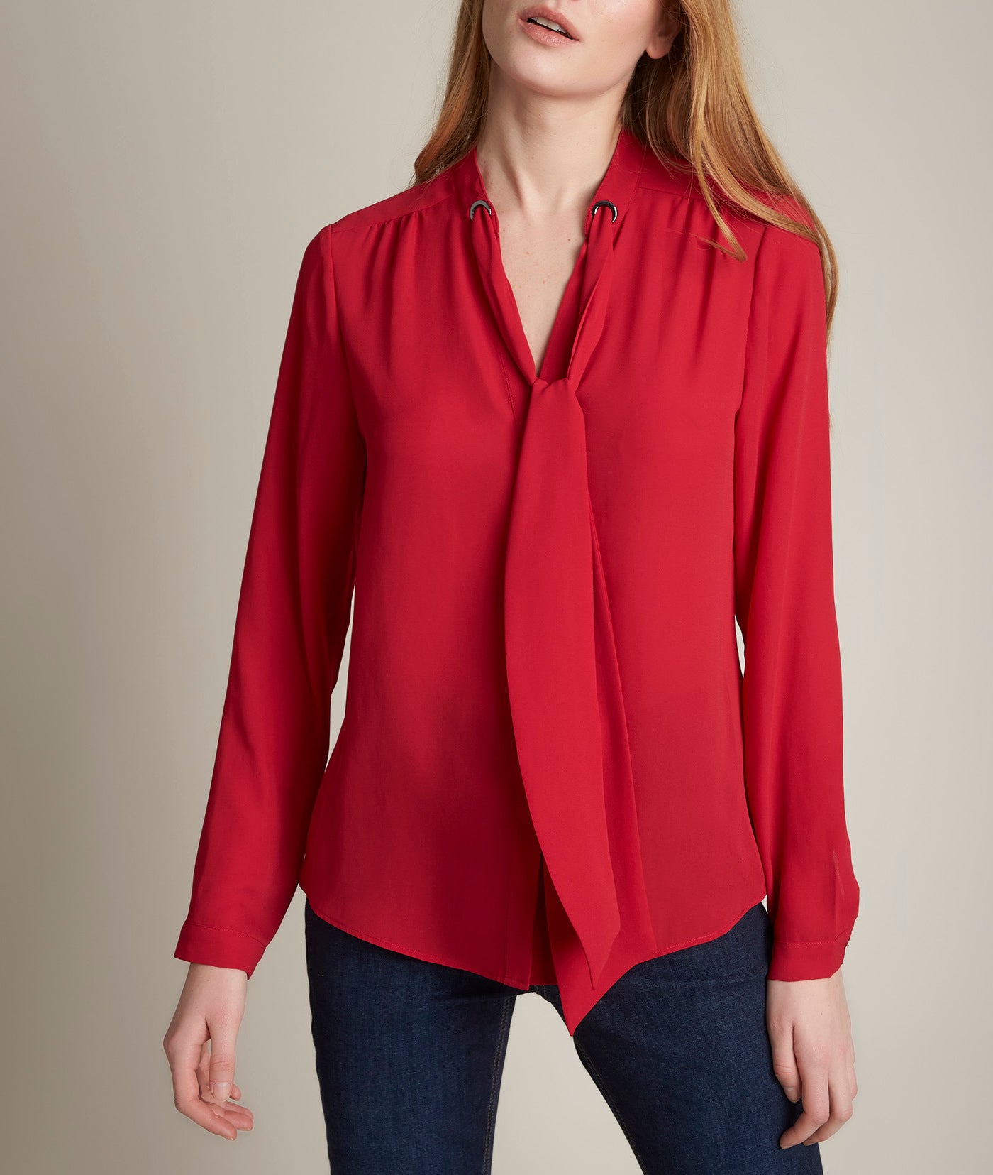 Blouse rouge col lavallière Valence Faume - seconde main