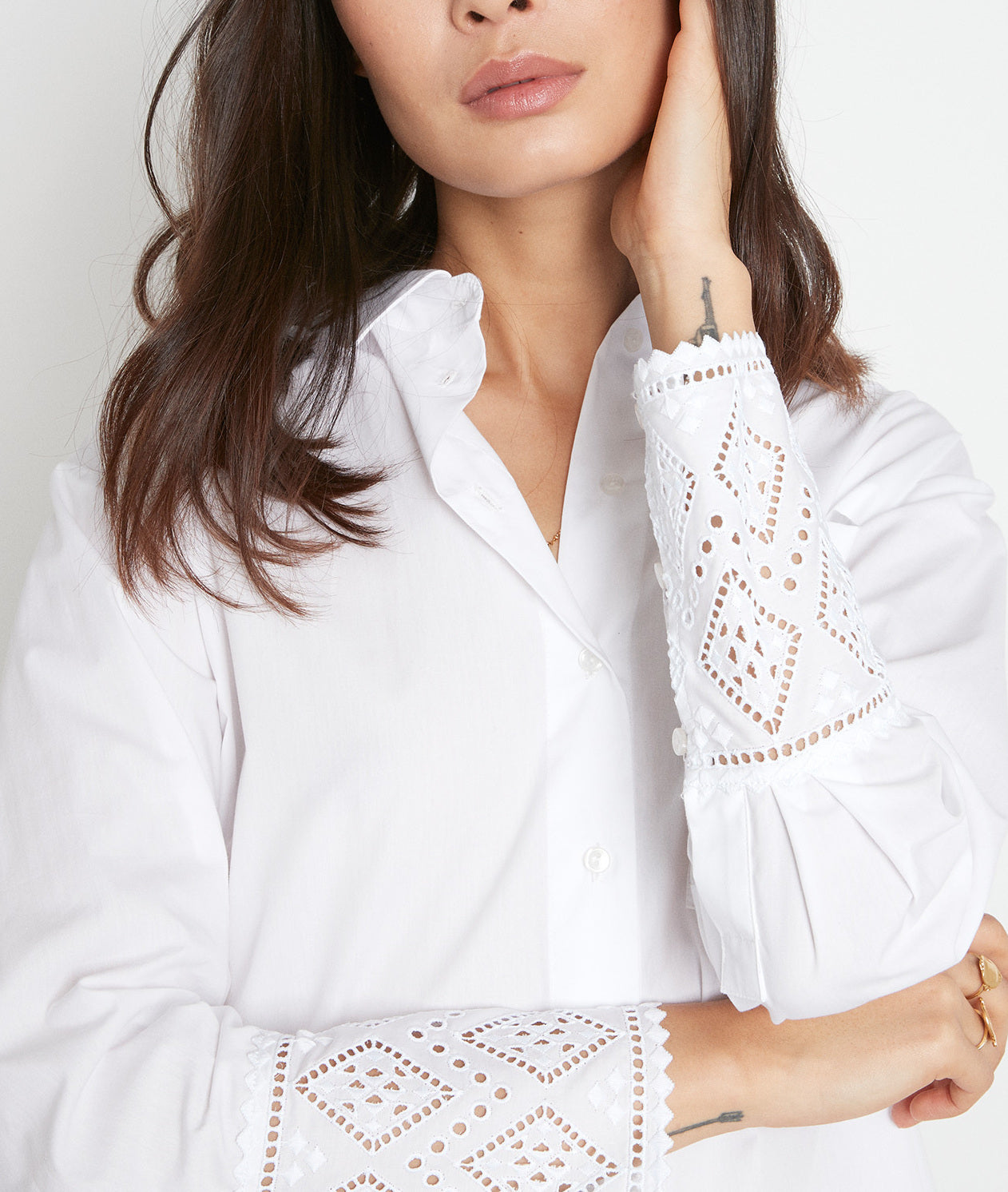 Chemise longue brodée en coton blanc Amie Faume - seconde main
