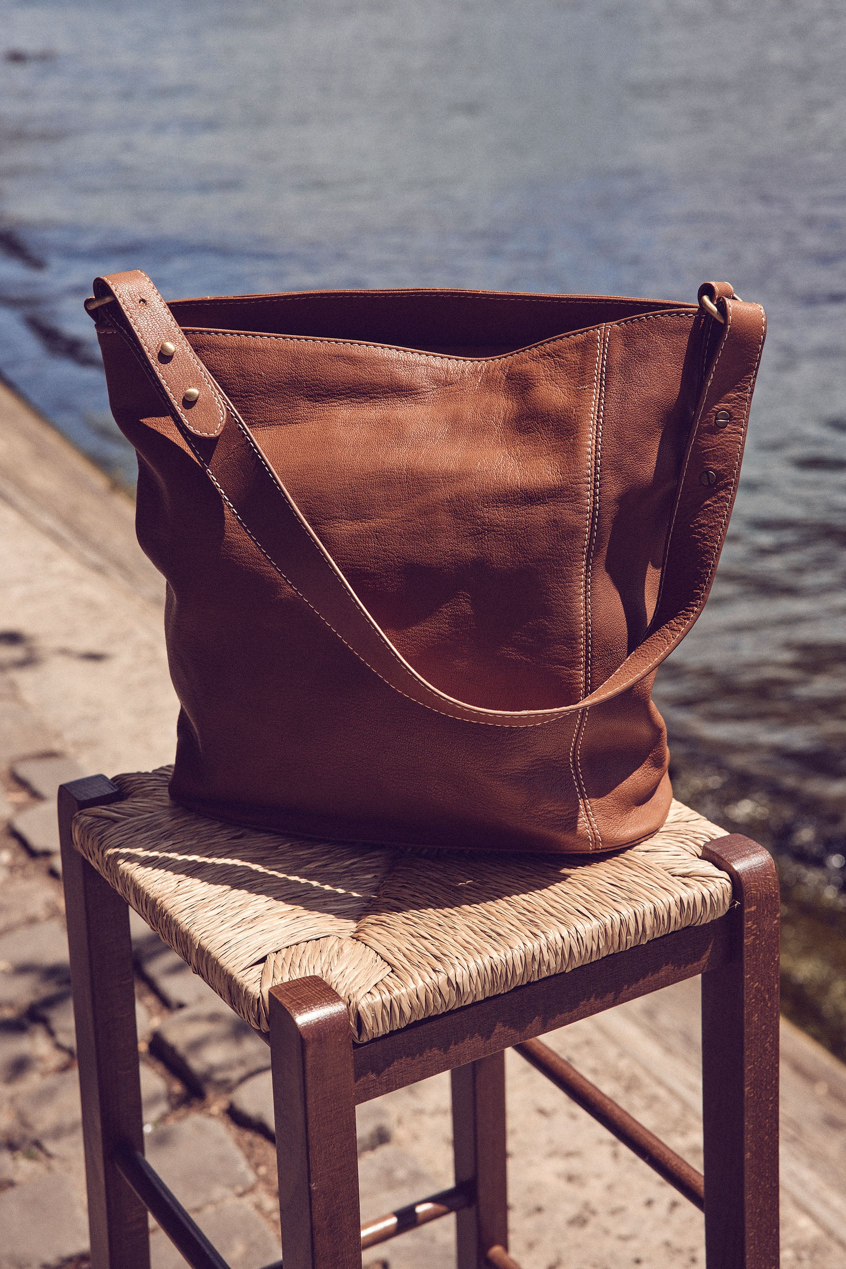 Sac seau en cuir camel Lisa Faume - seconde main