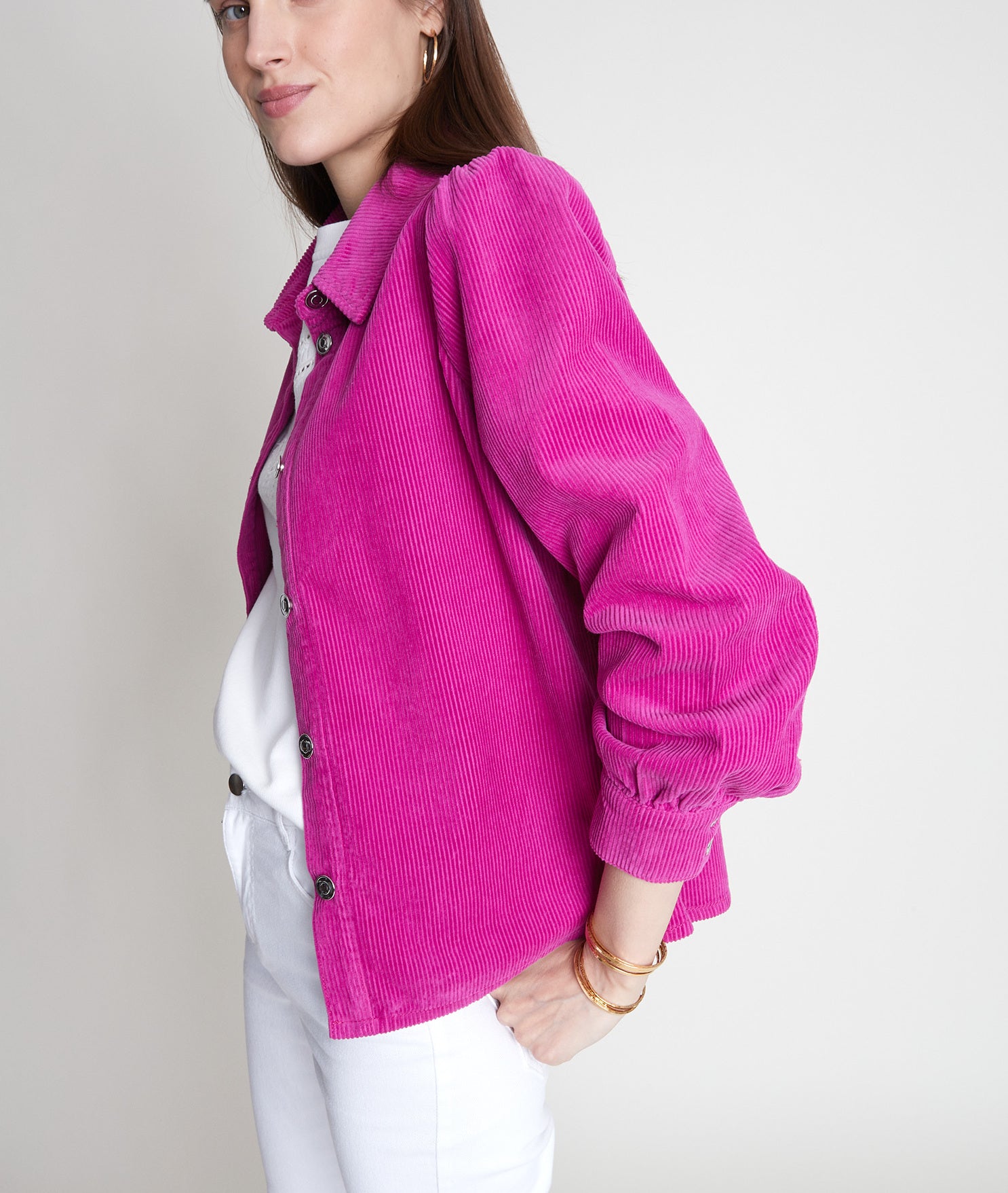 Surchemise en velours côtélé rose fuchsia Roma Faume - seconde main