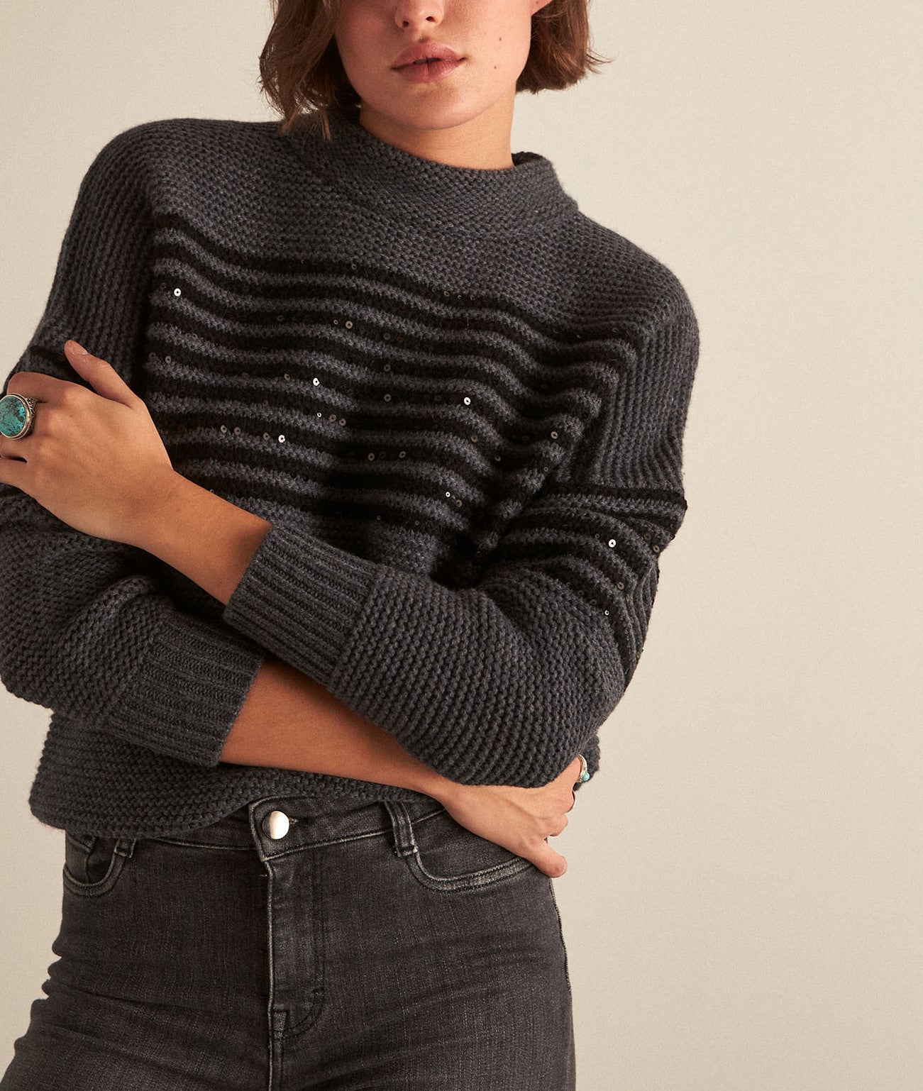 Pull en laine rebrodé de sequins anthracite Blakea Faume - seconde main