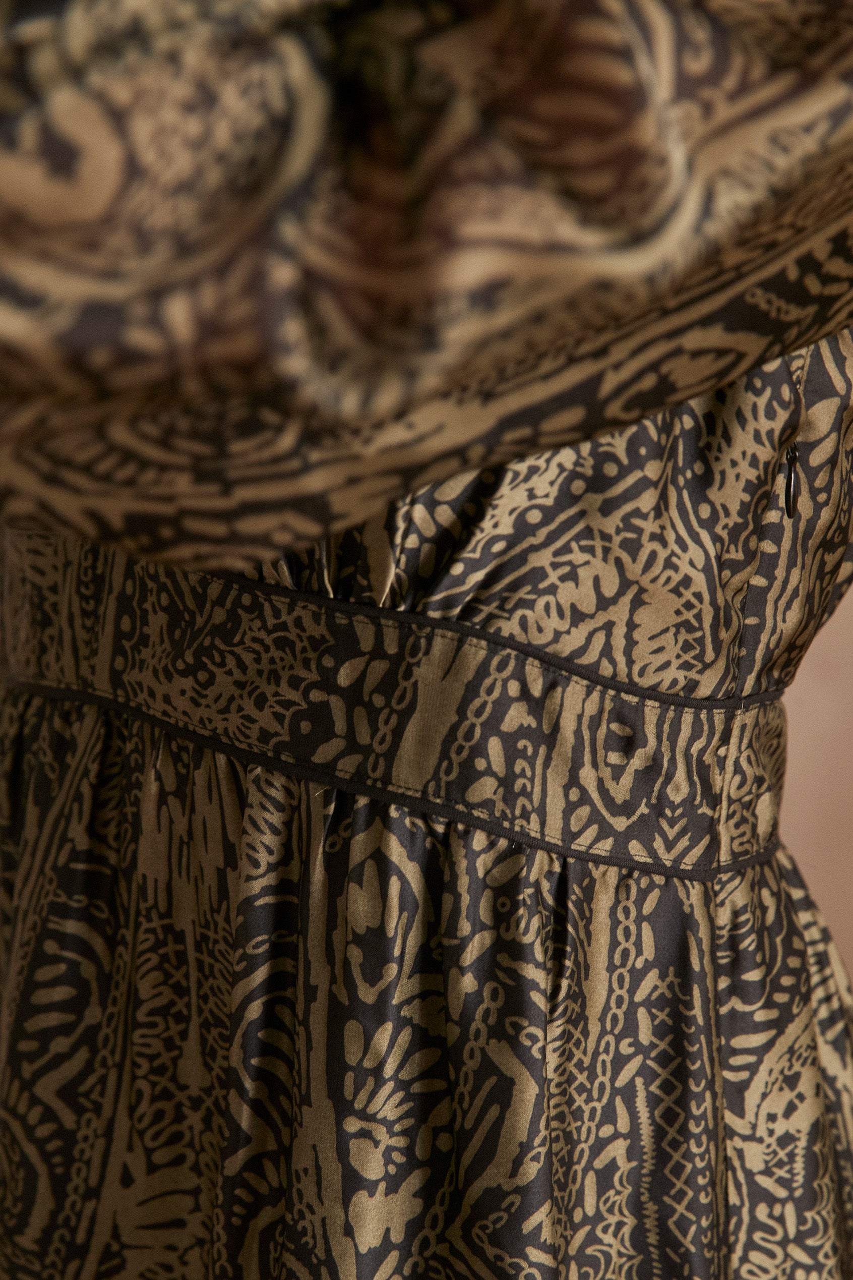 Robe CORANA Faume - seconde main