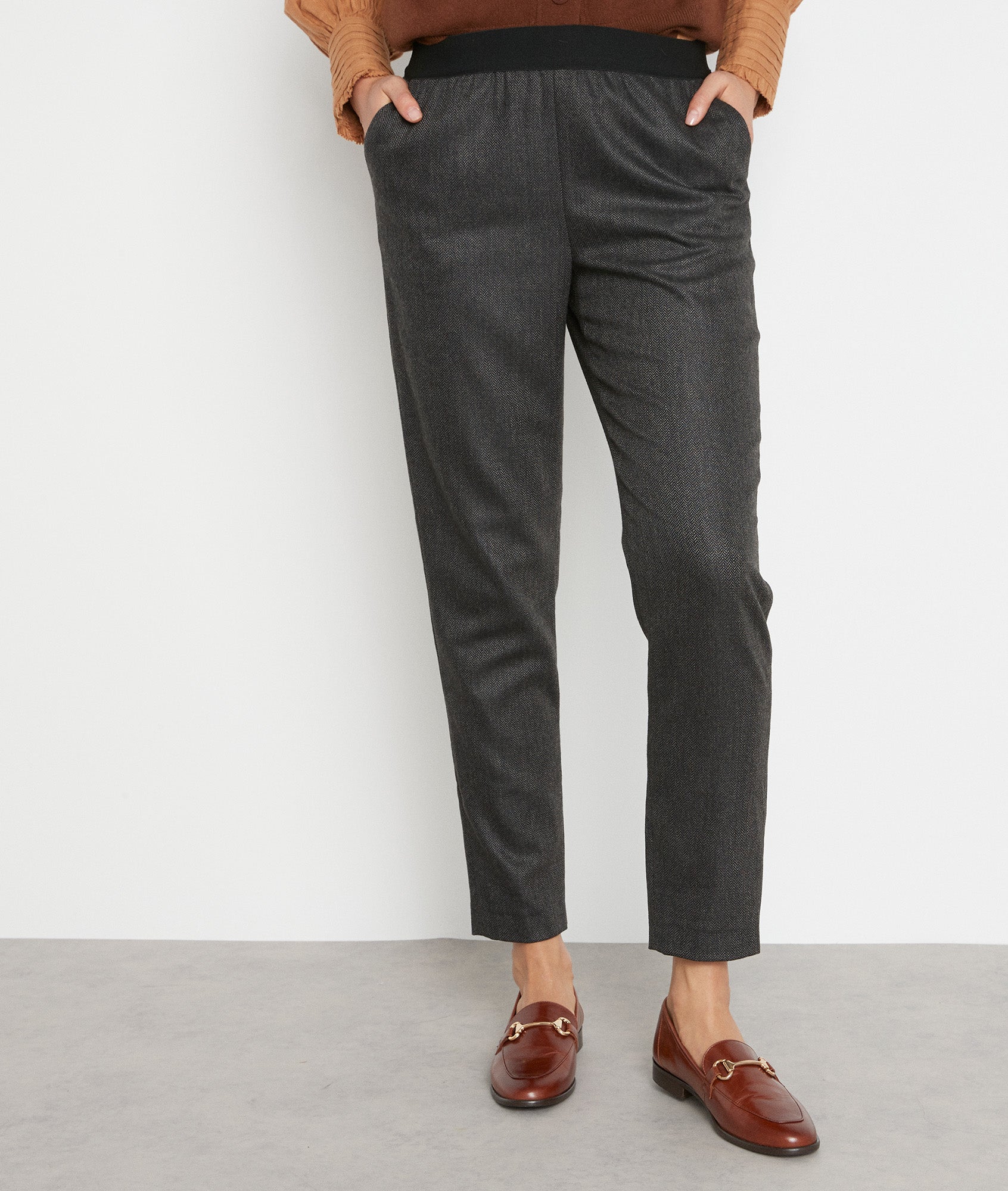 Pantalon fluide en flanelle gris anthracite Drice Faume - seconde main