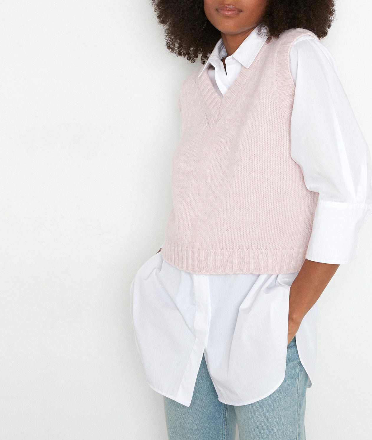 Pull sans manches col V rose poudré Tolga Faume - seconde main