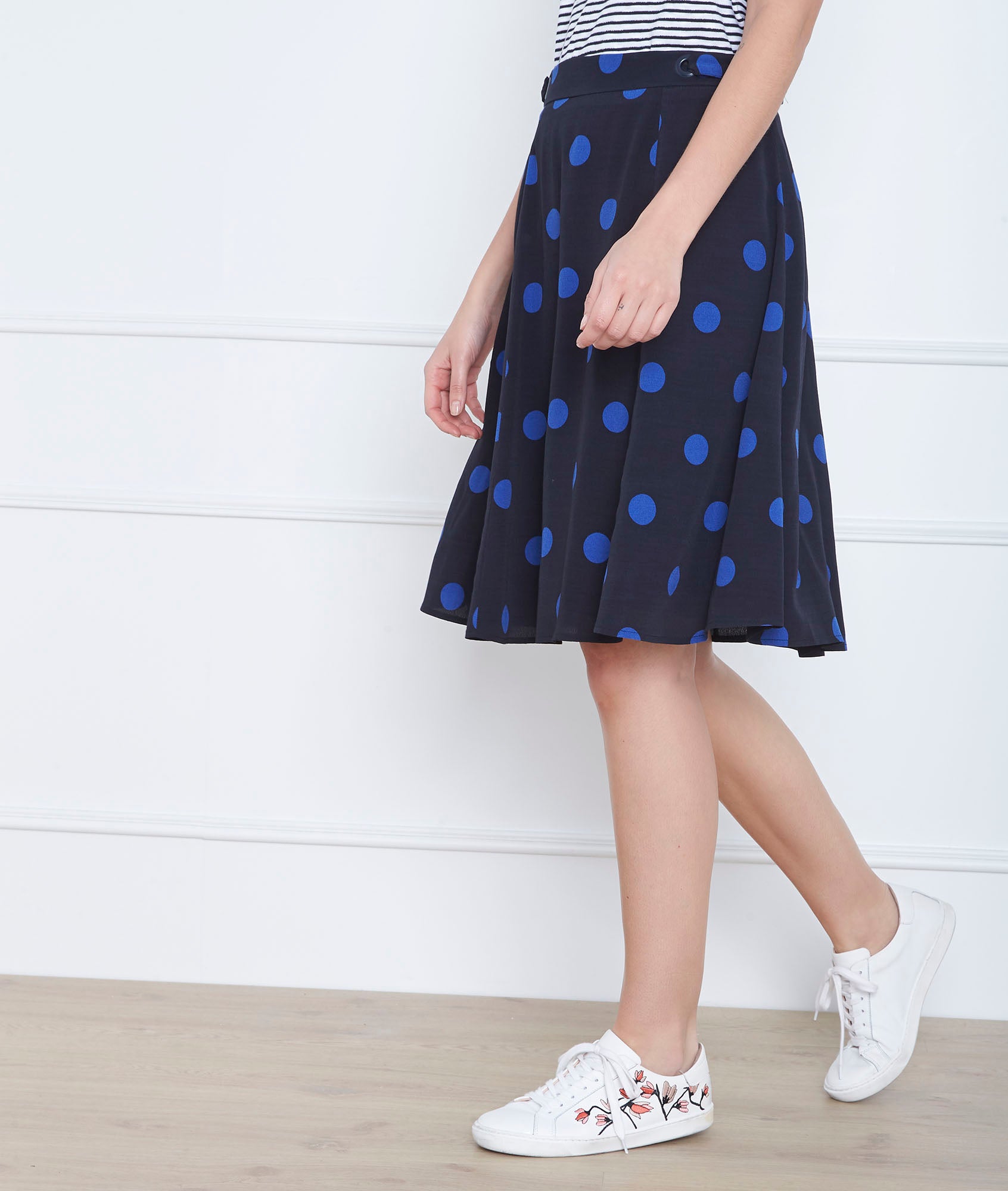 Jupe marine à pois ceinturée Solene Faume - seconde main