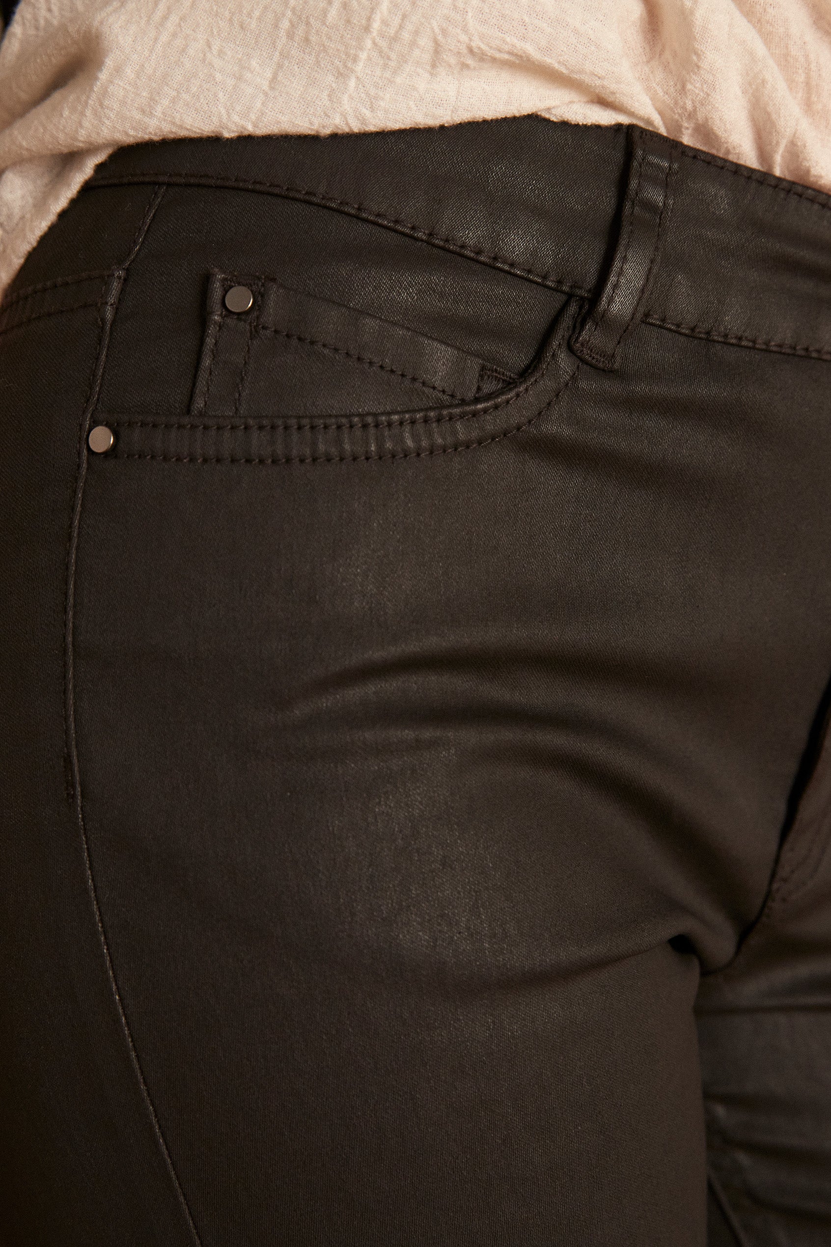 Jean slim enduit SUZY Faume - seconde main