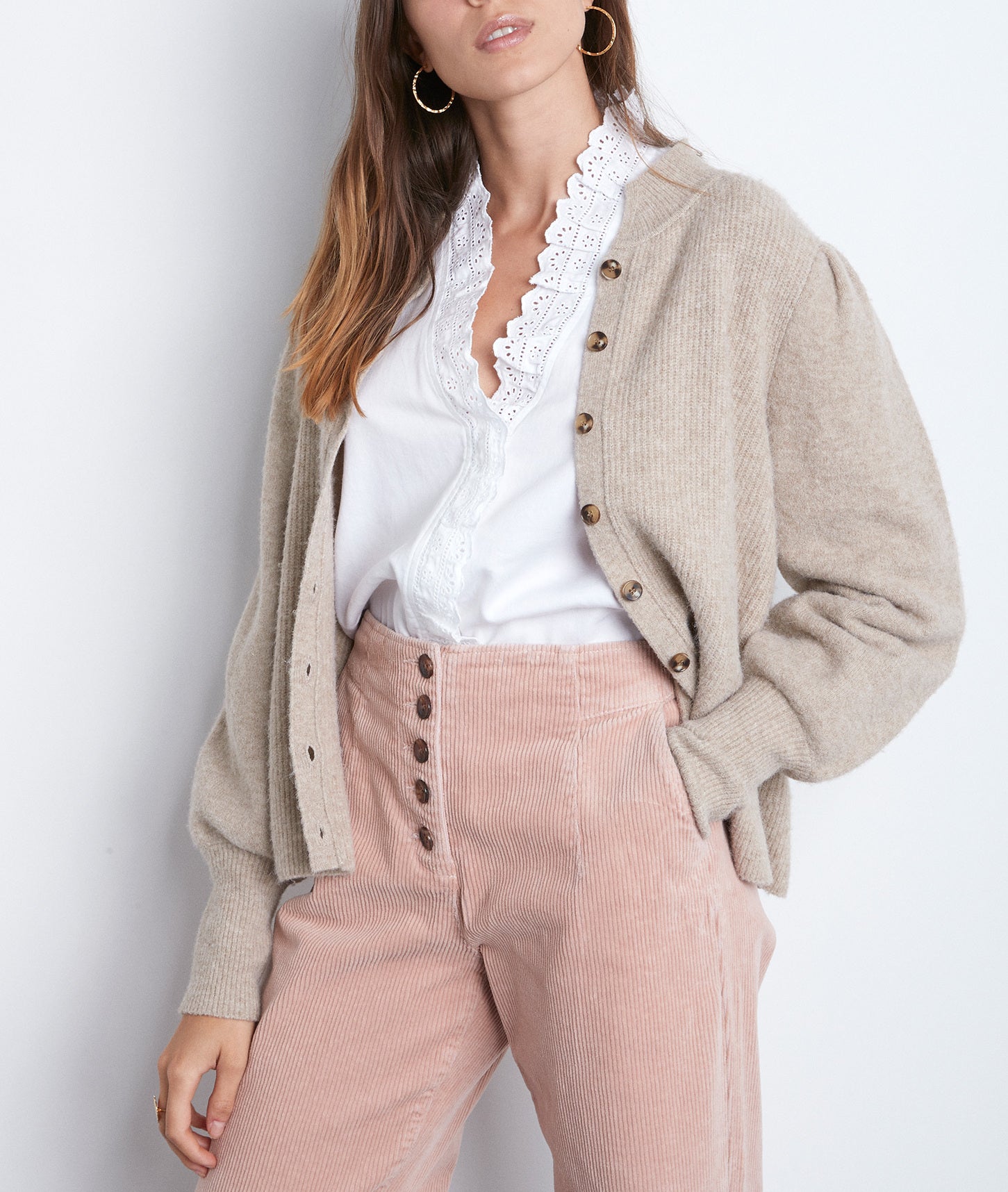 Cardigan beige col rond Toussain Faume - seconde main