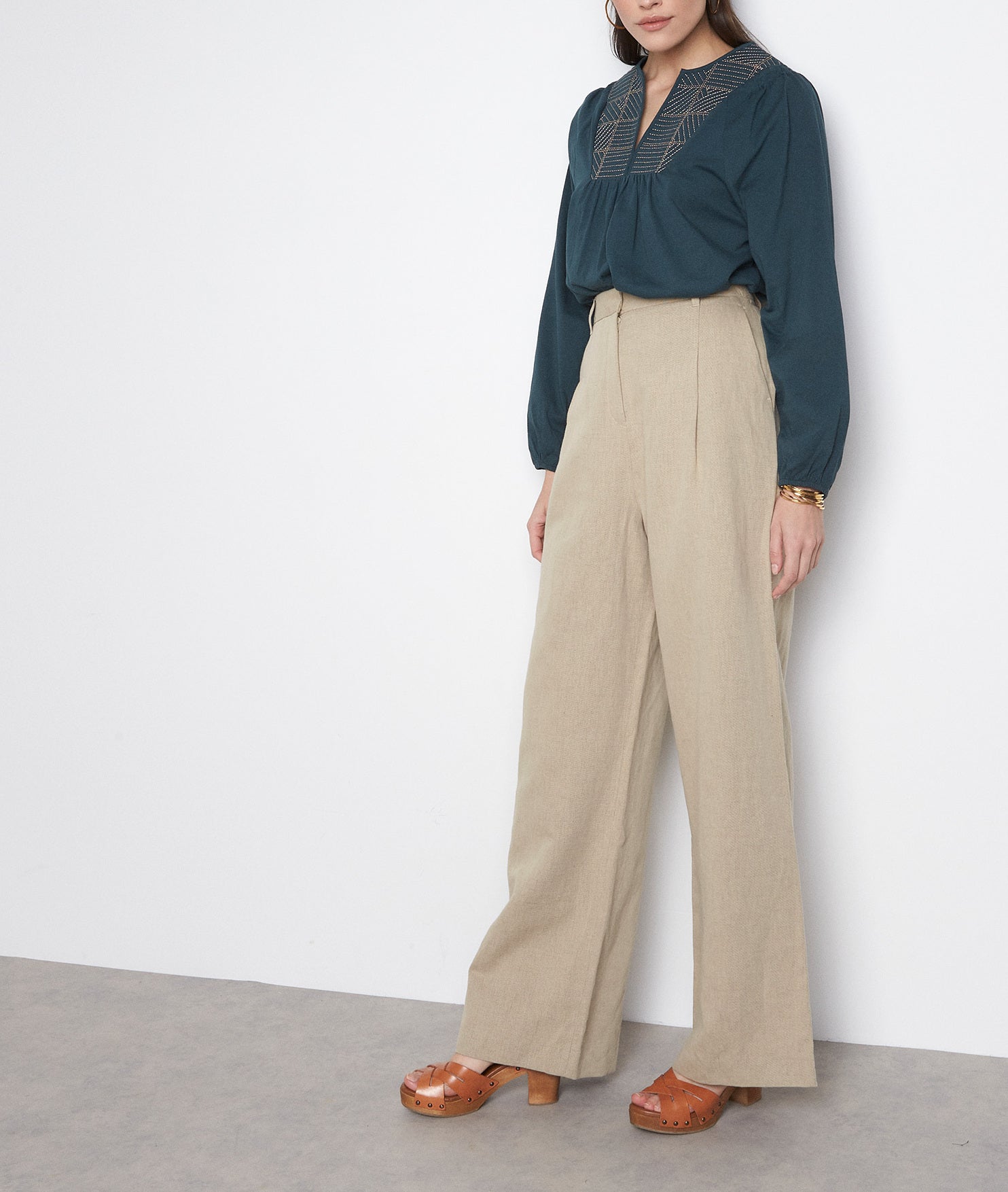 Blouse au col V en jersey de coton vert sapin Malika Faume - seconde main