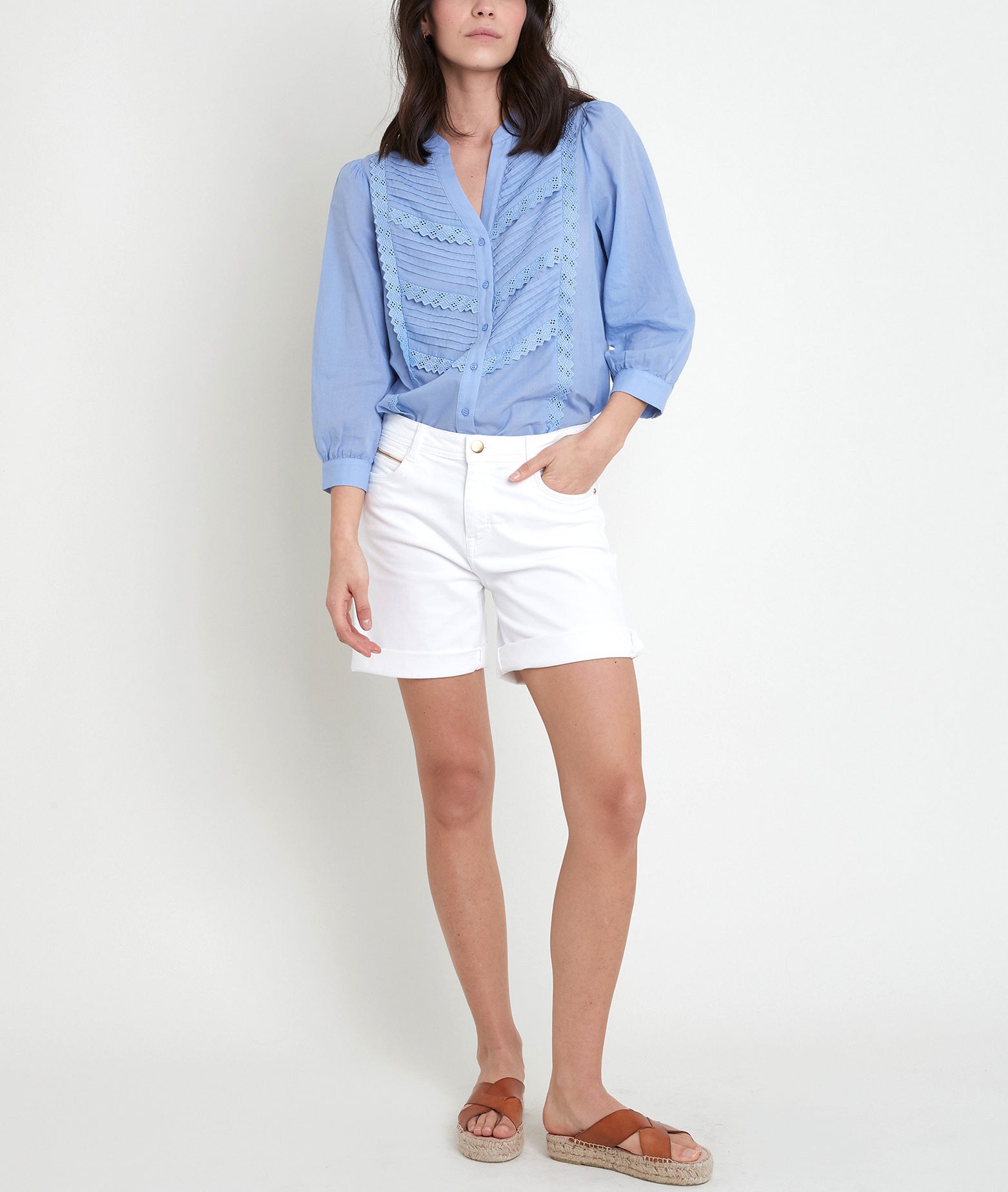 Blouse en coton et dentelle bleue ciel Thiago Faume - seconde main