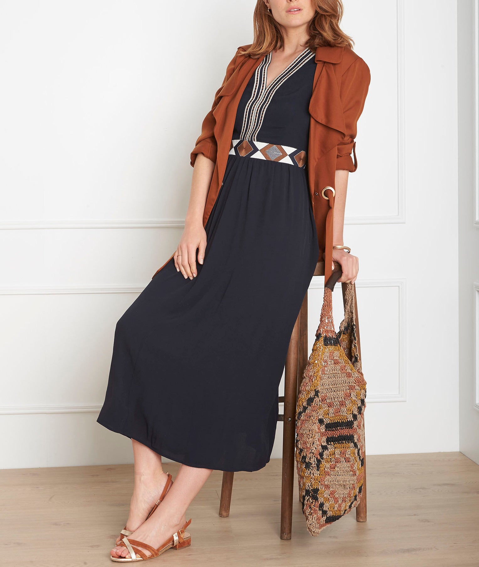 Robe marine brodée ethnique Lindsay Faume - seconde main