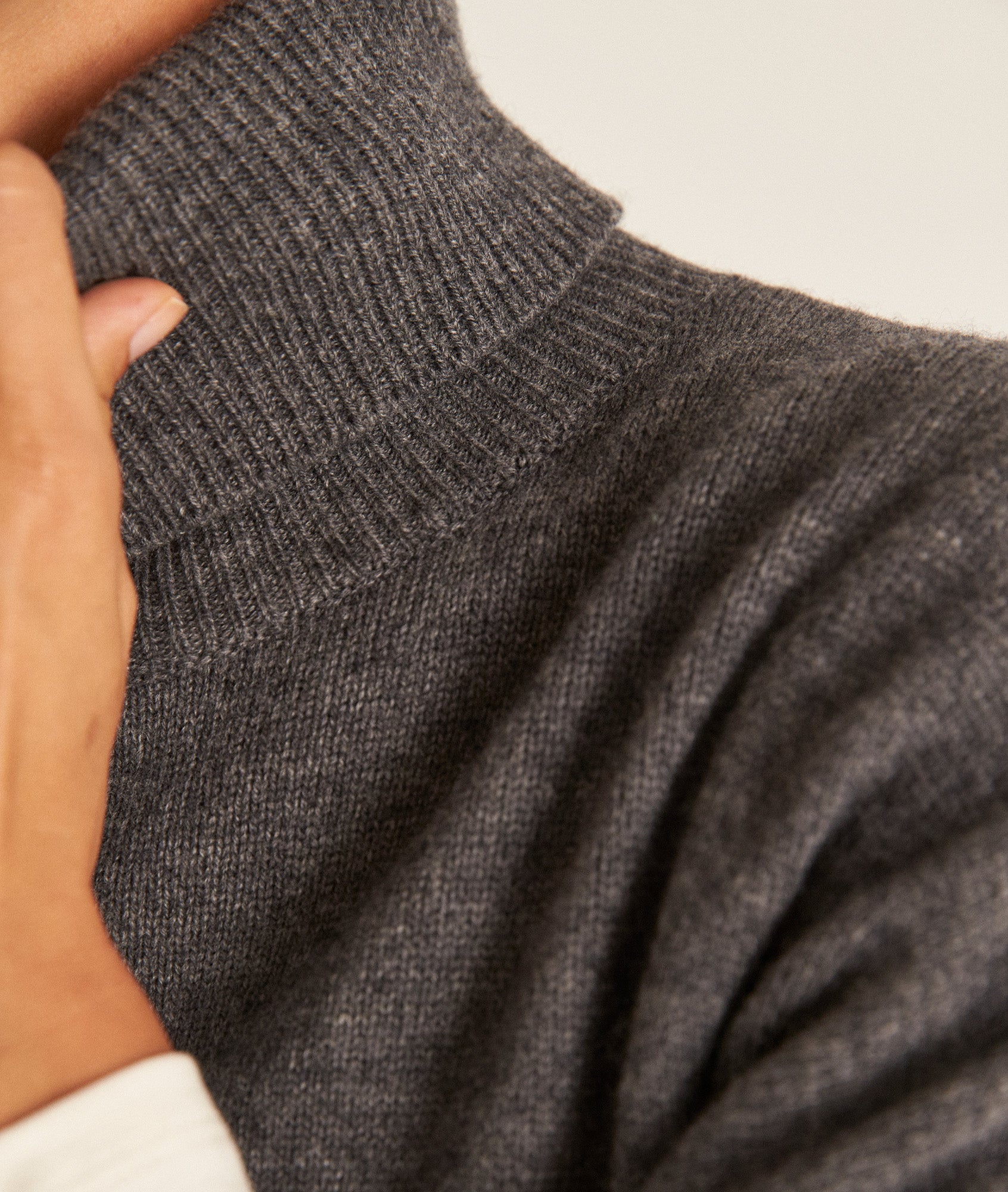 Pull col roulé gris en laine responsable et yack Benji Faume - seconde main