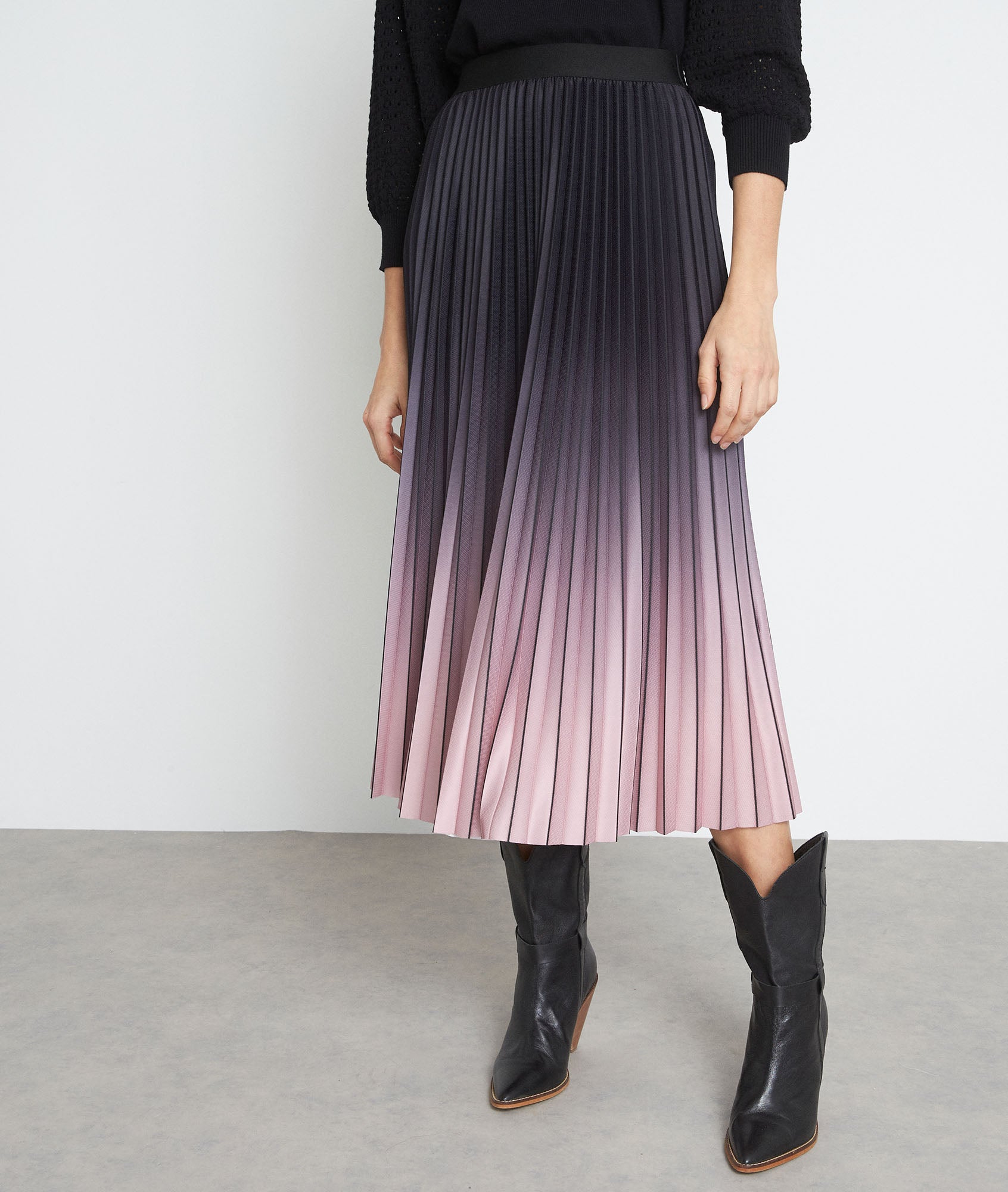 Jupe mi-longue plissée tie and dye mauve Elara Faume - seconde main