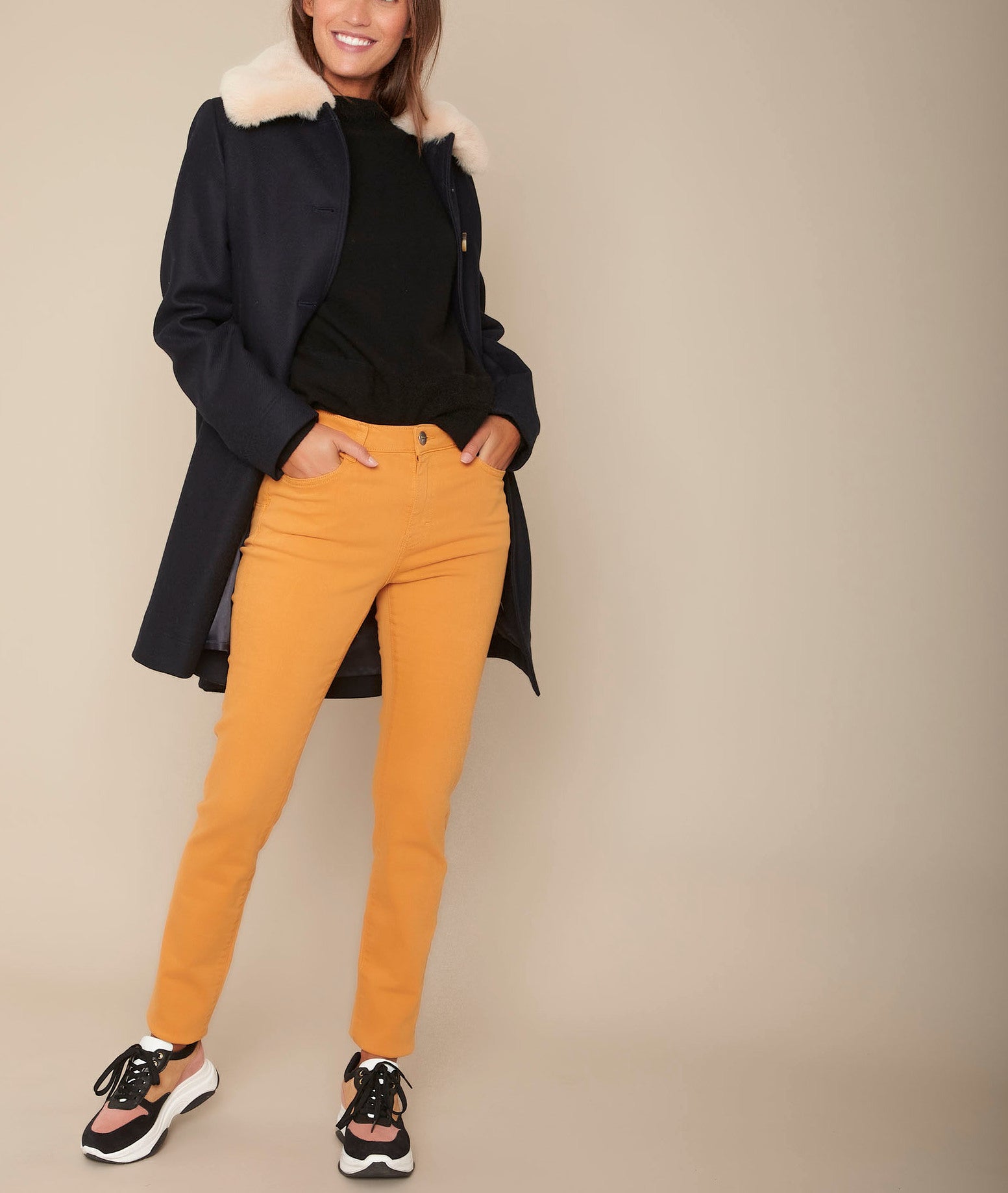 L'iconique : jean slim safran Suzy Faume - seconde main