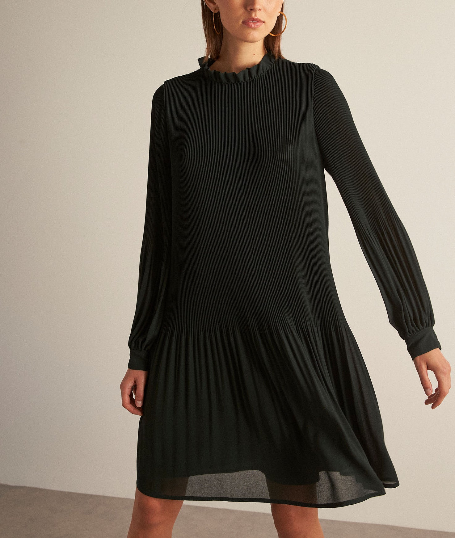 Robe courte plissée vert sapin Sylena Faume - seconde main