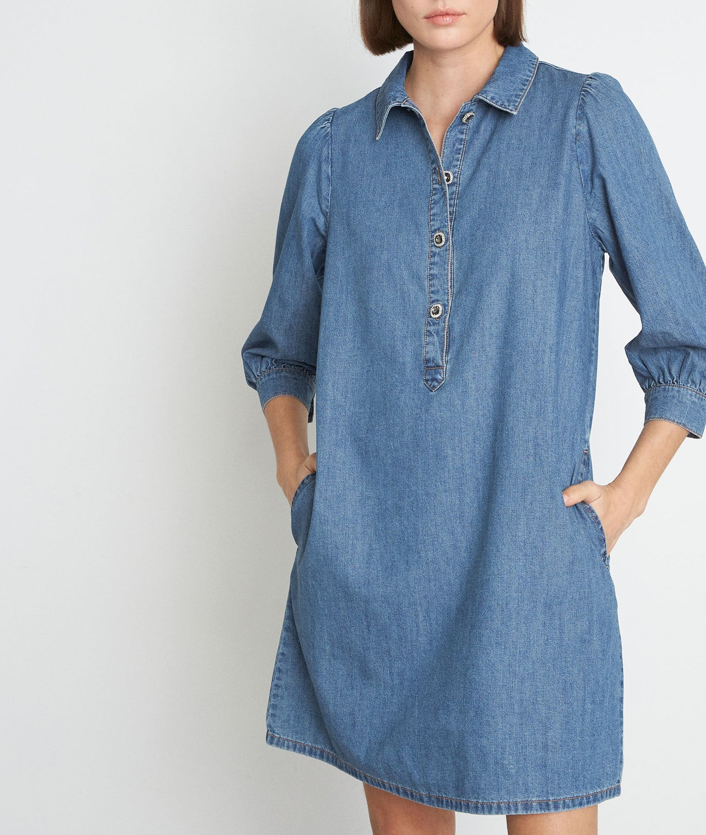 Robe polo courte en denim délavé Nelly Faume - seconde main