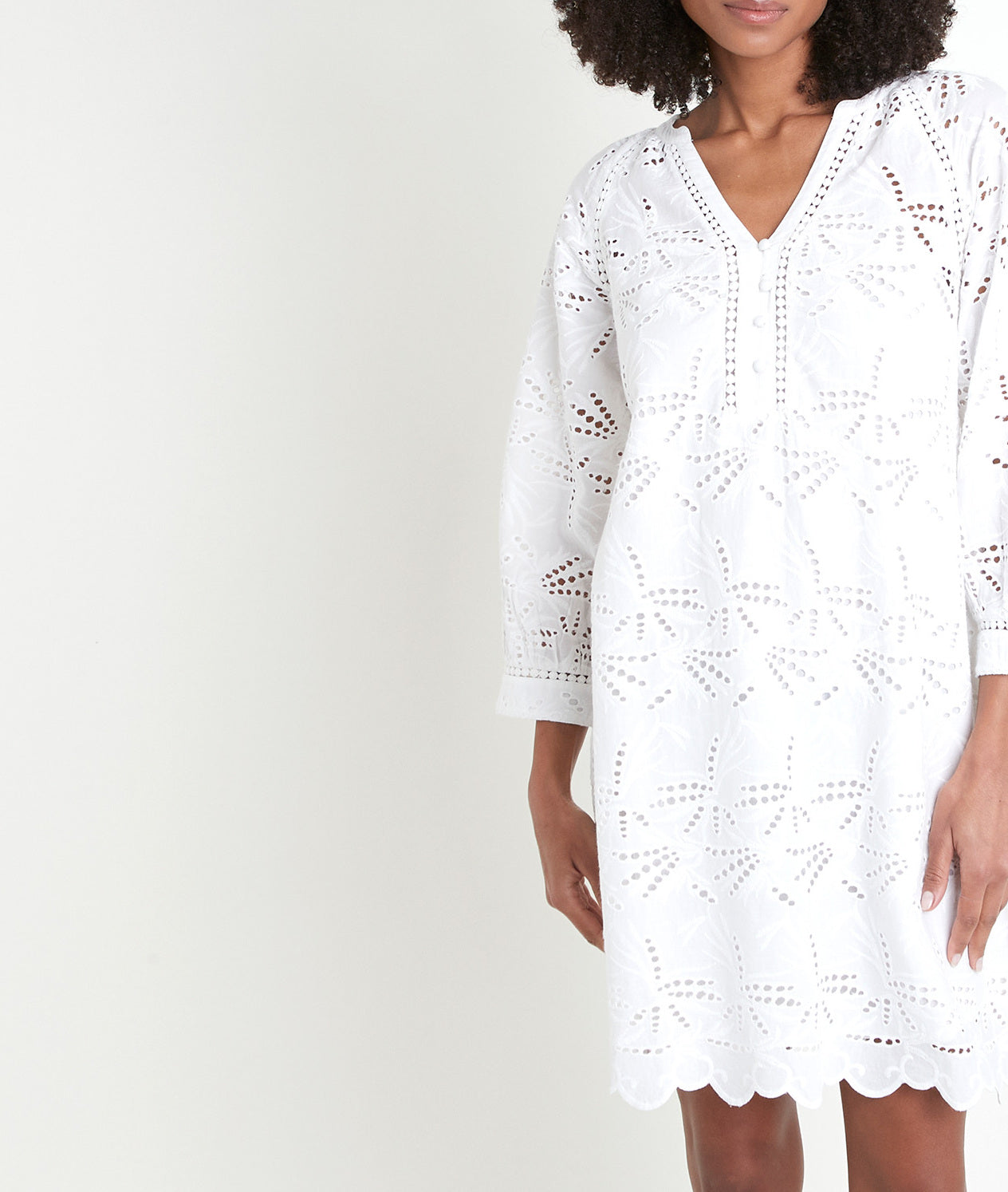 Robe brodée en coton écrue Coco Faume - seconde main