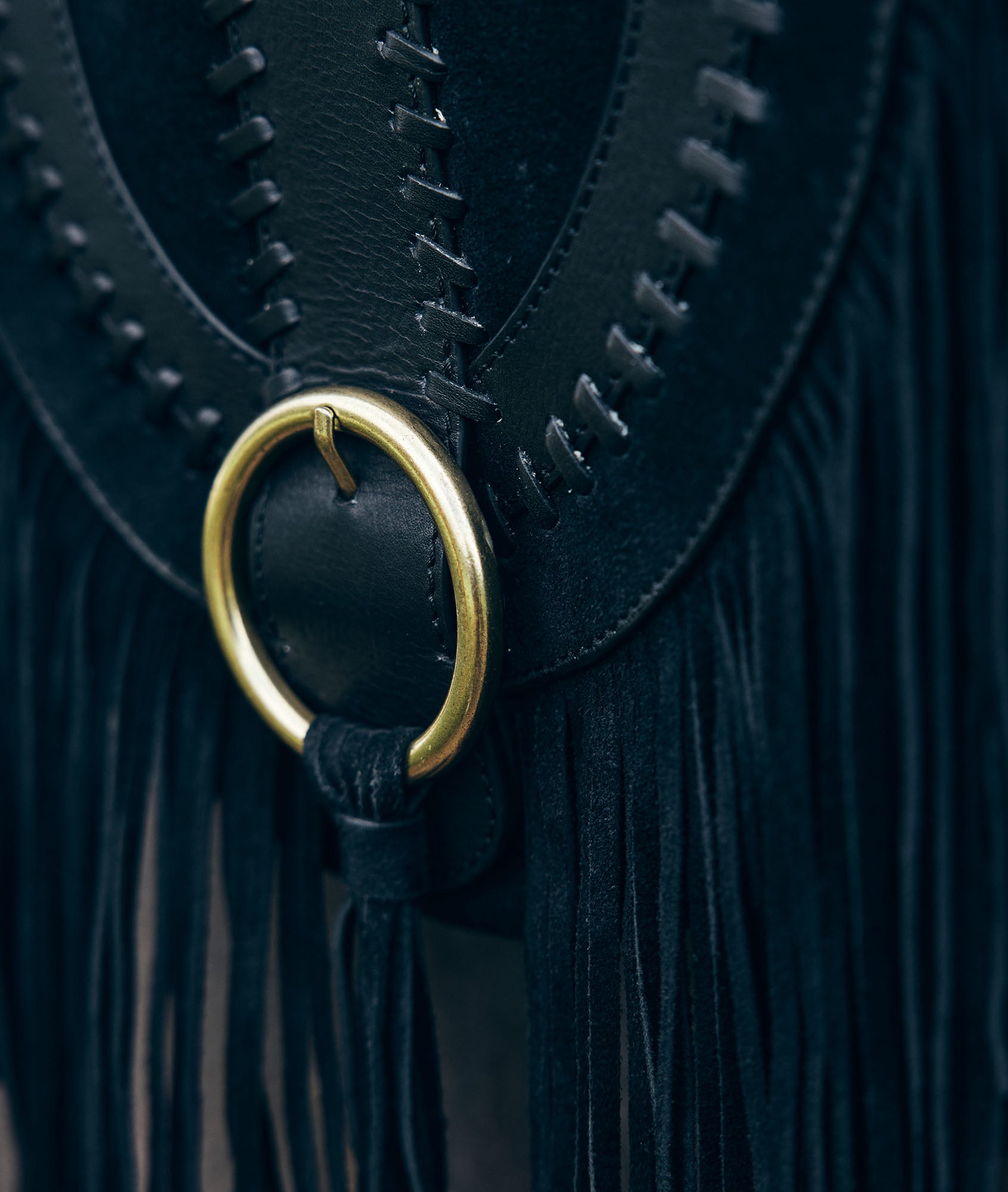 Sac besace en cuir frangé noir Leotie Faume - seconde main