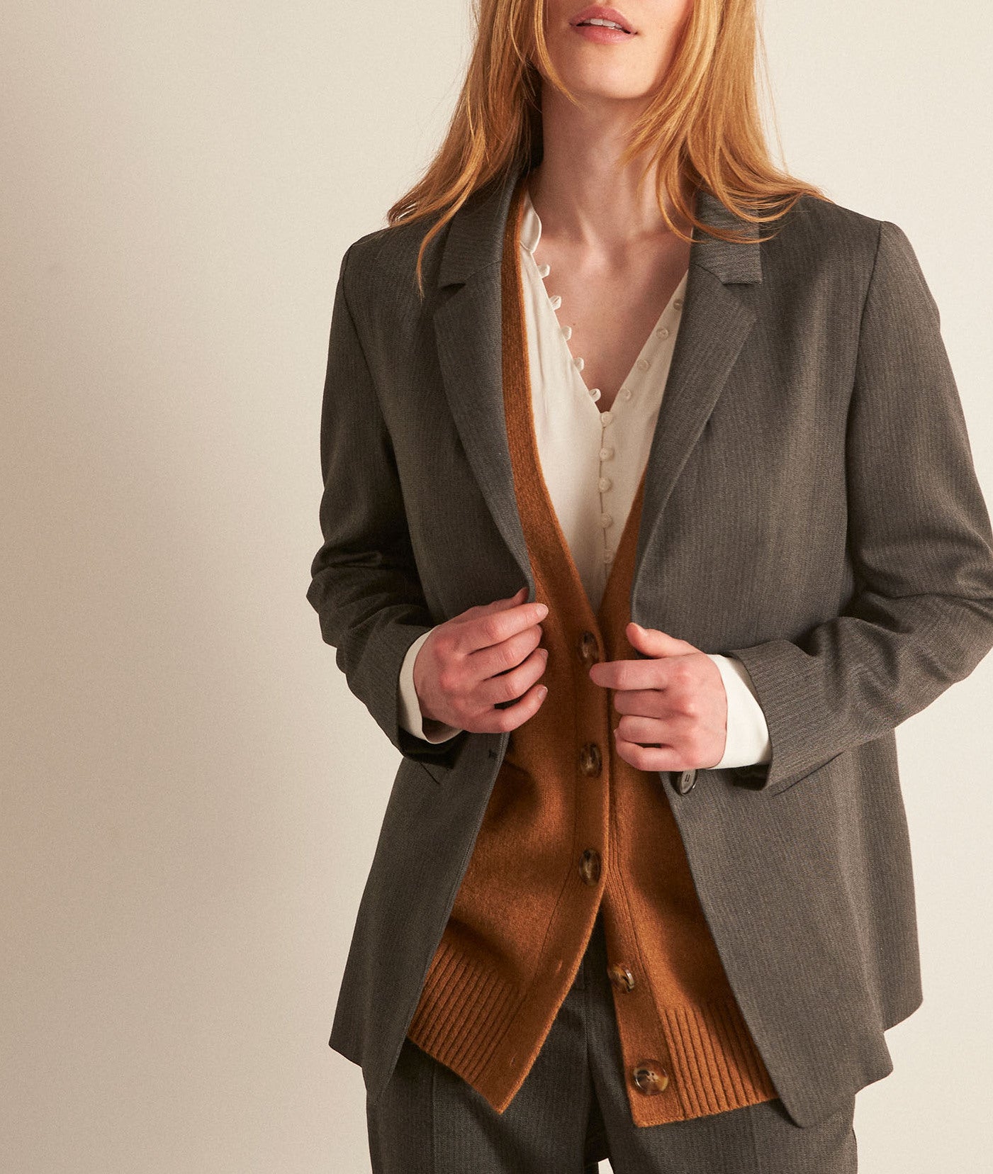 Veste de tailleur finement rayée grise Frimousse Faume - seconde main