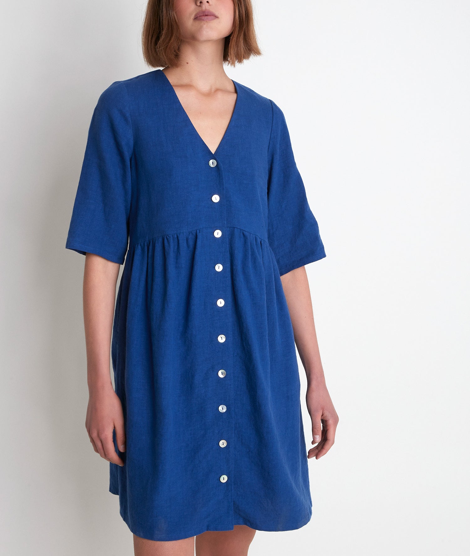 Robe en lin boutonnée bleue Lalou Faume - seconde main