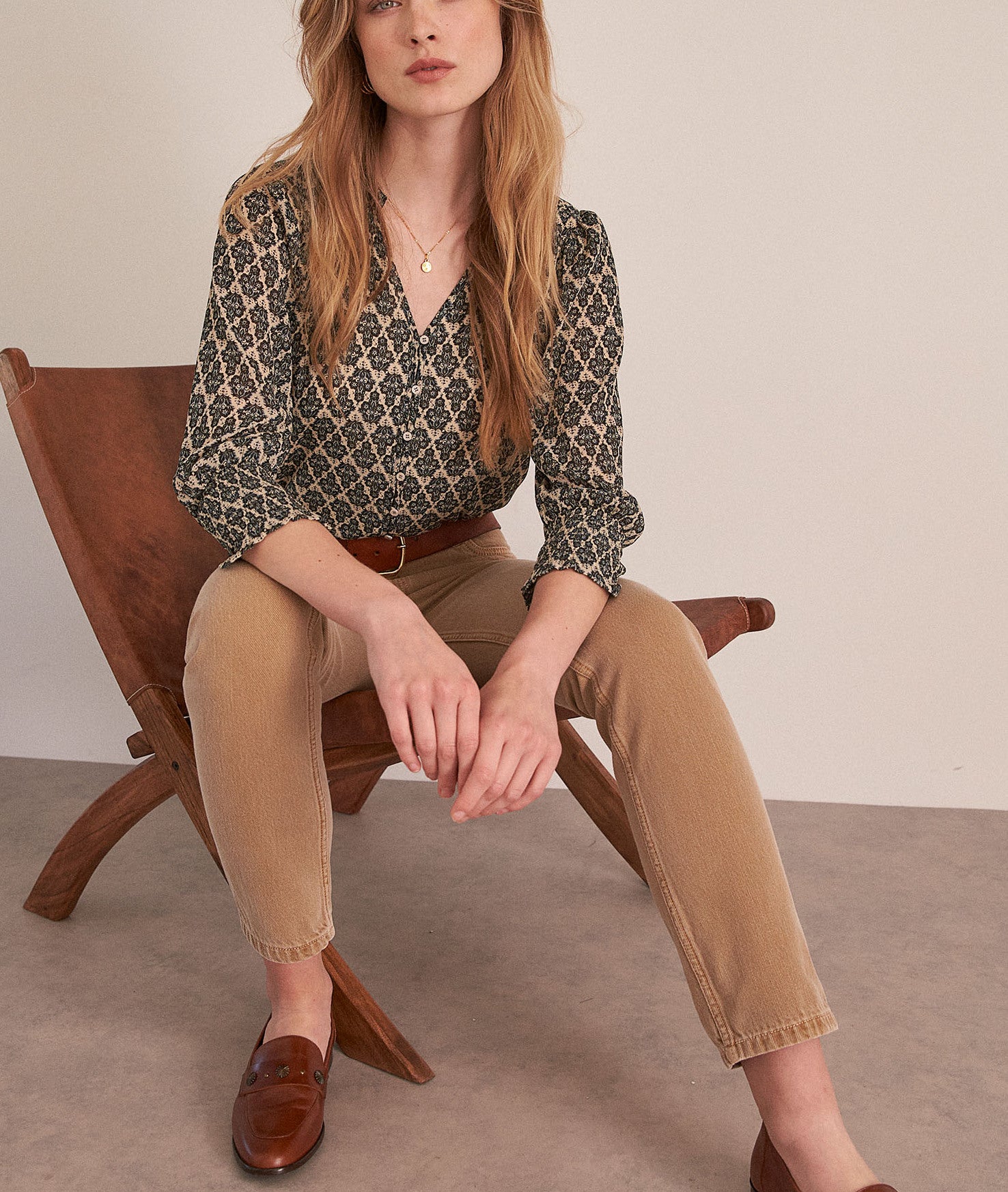 Blouse fluide imprimée beige et noire Cendra Faume - seconde main