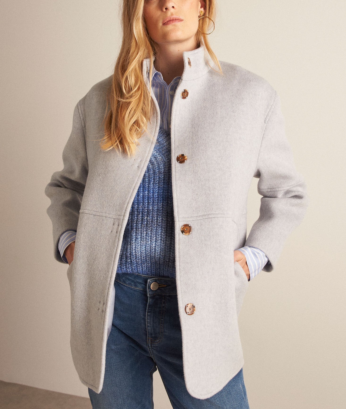 Manteau court en laine bleu ciel Lamia Faume - seconde main