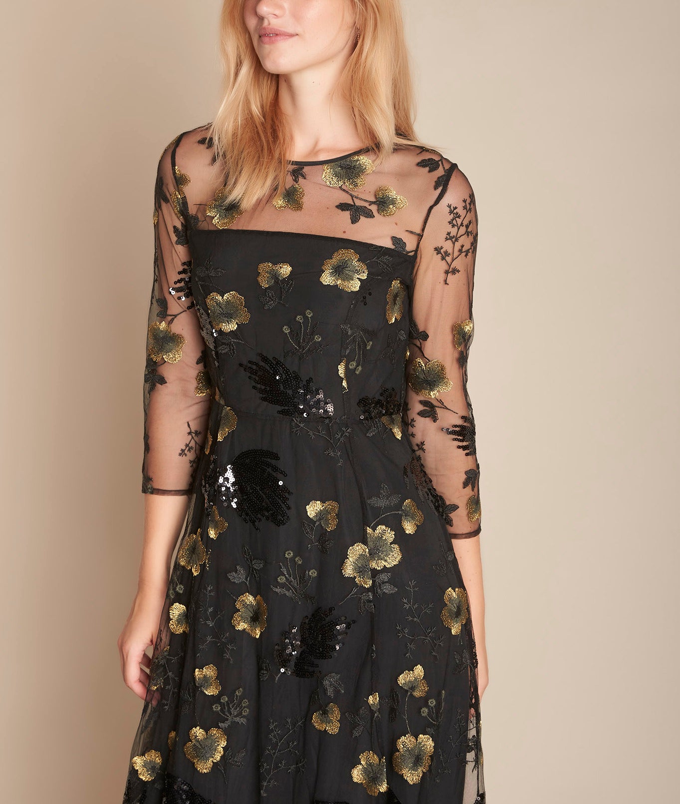 Robe longue brodée Royale Faume - seconde main