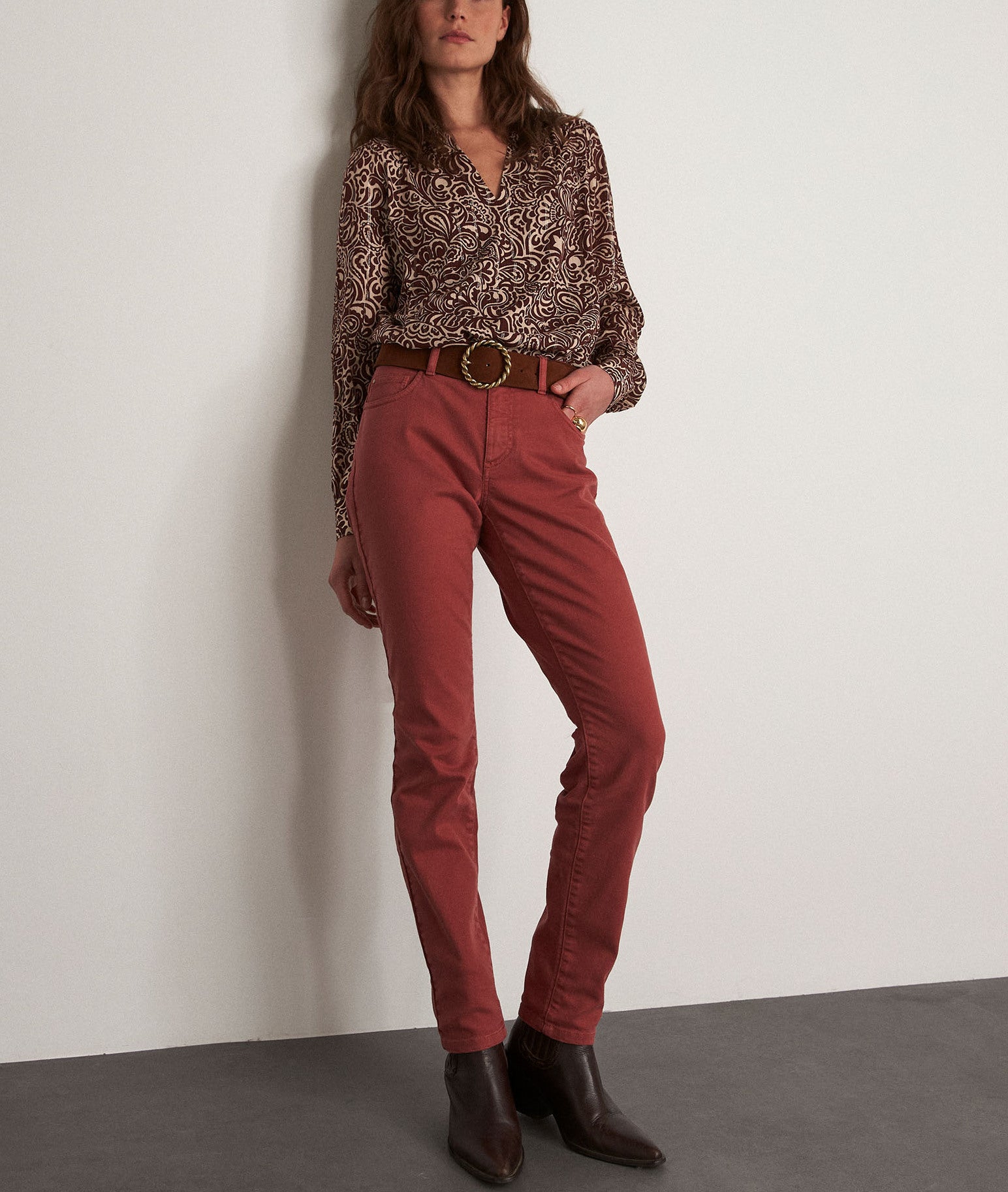 Jean droit Cachou Faume - seconde main