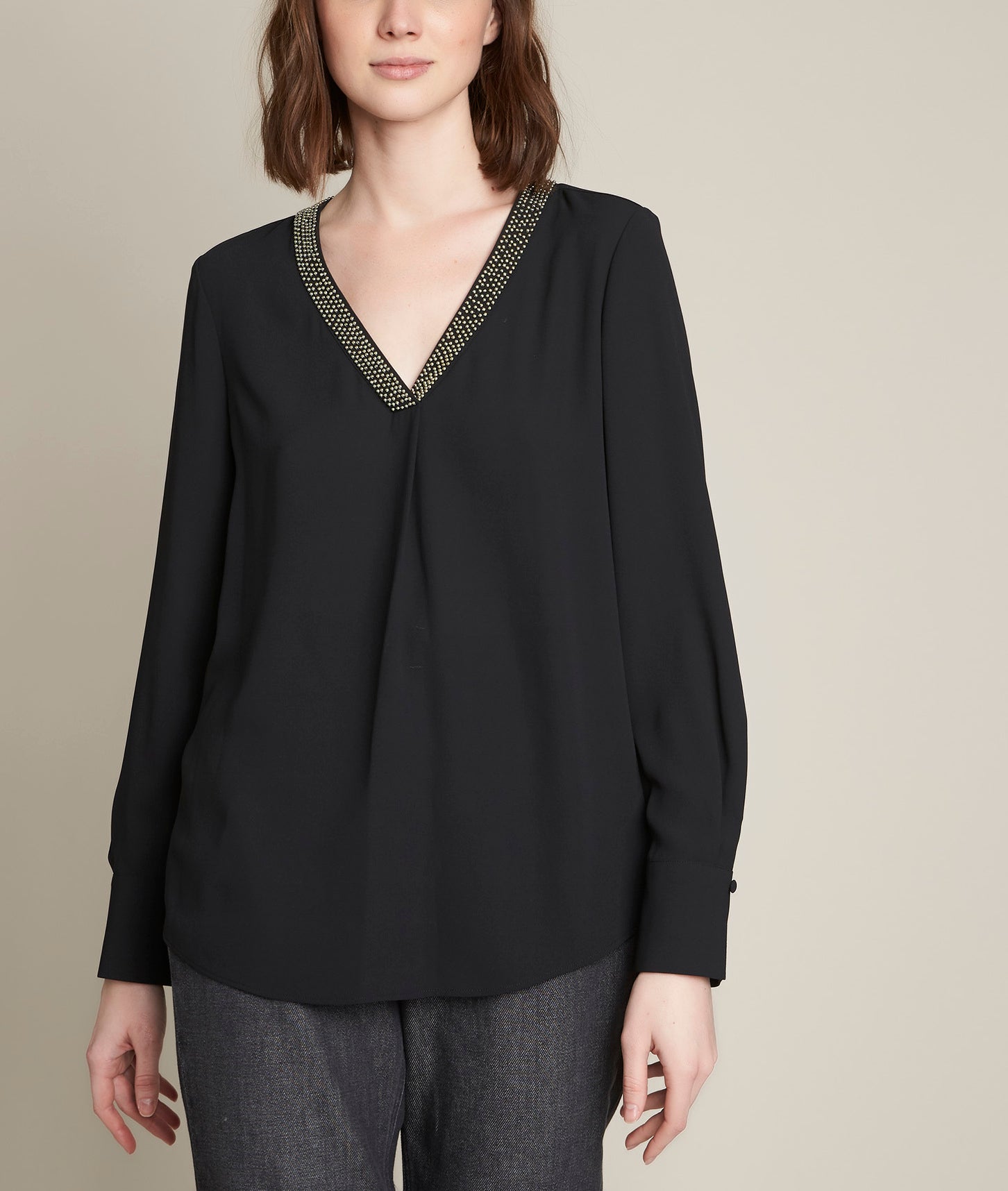 Blouse noire en polyester recyclé Edana Faume - seconde main