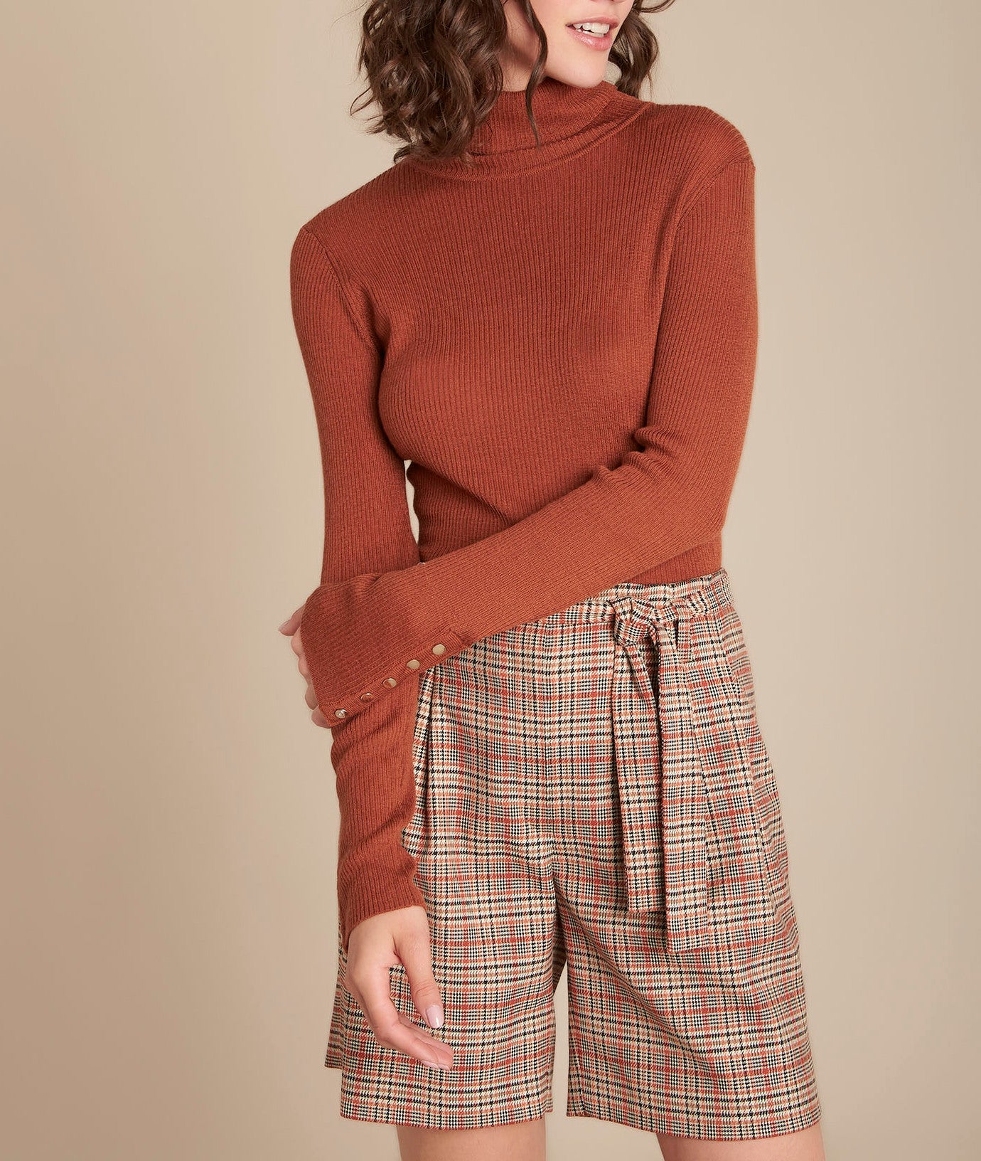 Pull acajou côtelé col roulé Florale Faume - seconde main