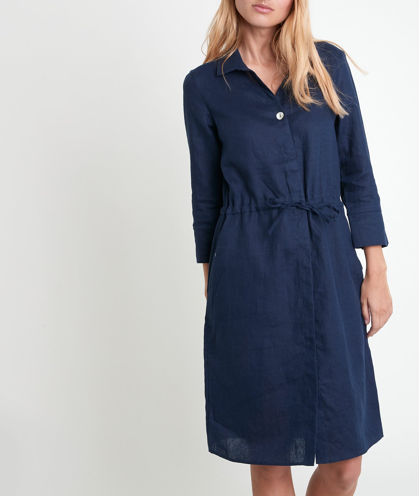 Robe chemise en lin bleu marine Luna Faume - seconde main