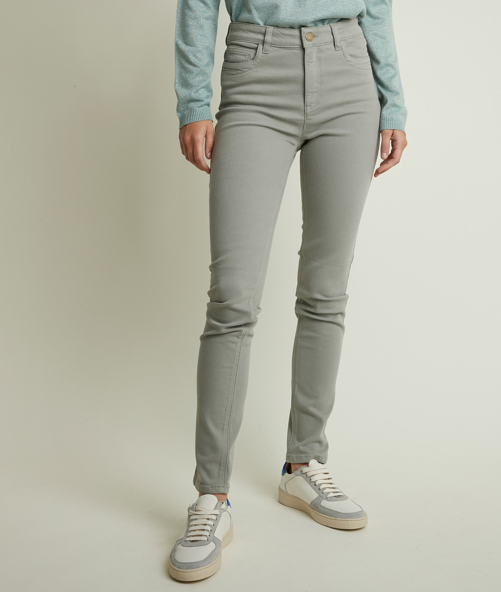 L'iconique slim : jean céladon en coton recyclé Suzy Faume - seconde main