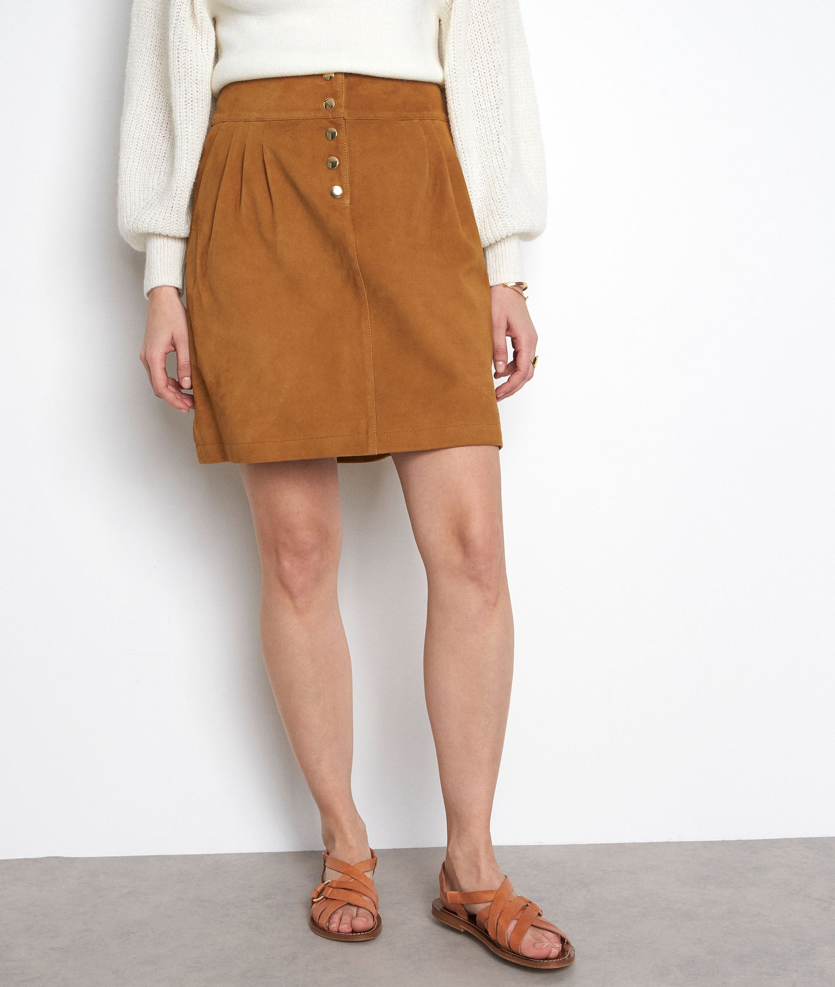 Mini-jupe en cuir velours miel Diane Faume - seconde main