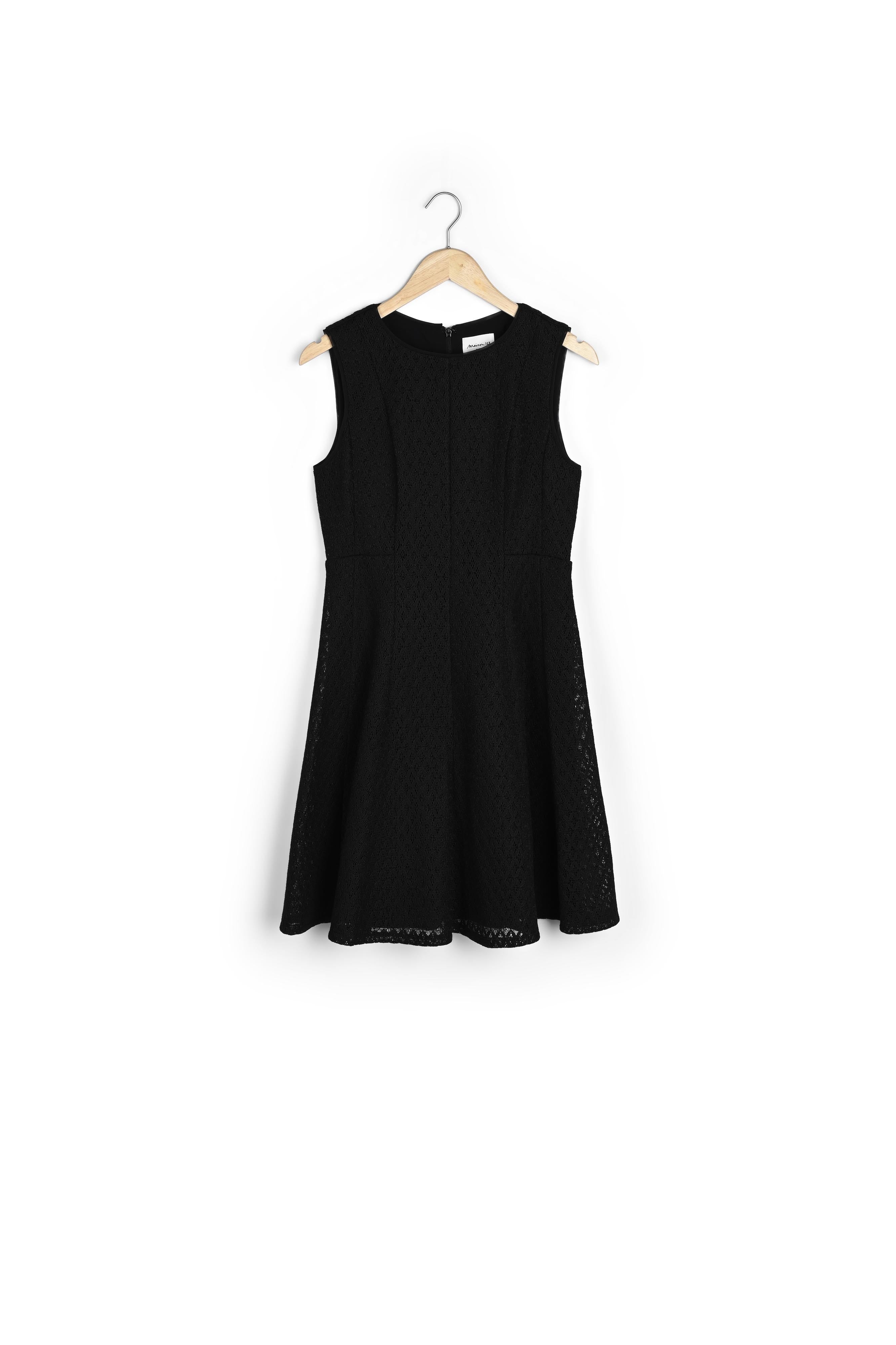 Robe en dentelle Chinatsu Faume - seconde main