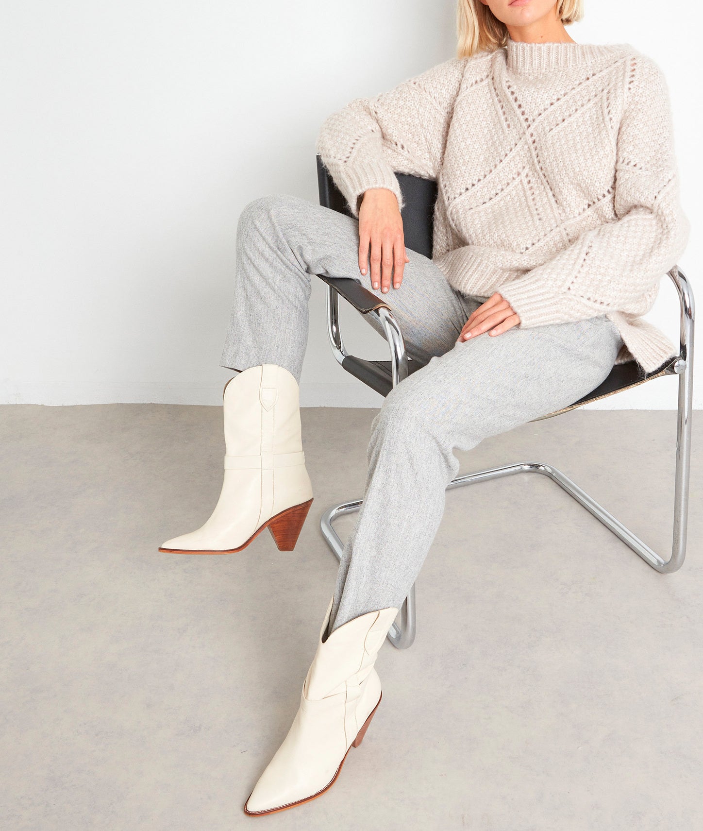 Pantalon de tailleur taille haute gris pâle Debby Faume - seconde main