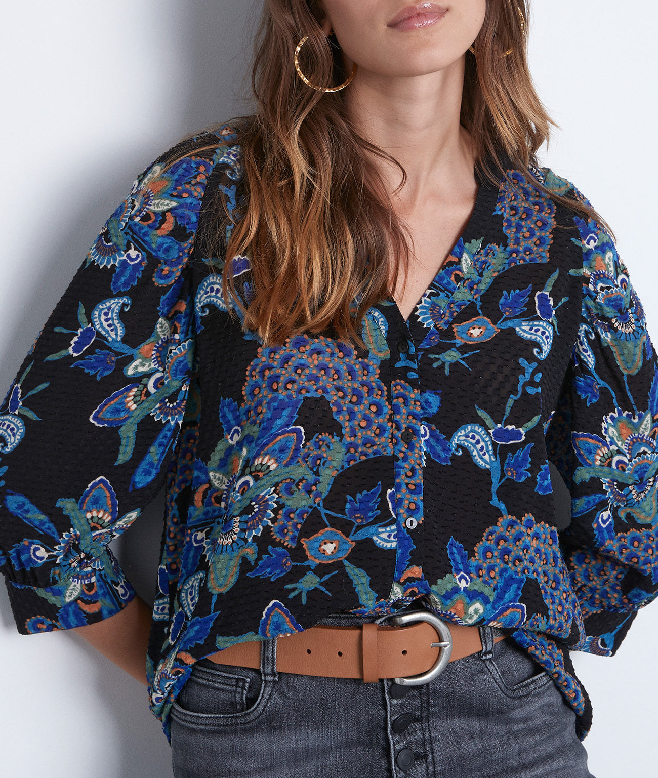 Blouse fluide à manches ballons imprimée noir et bleu Adisson Faume - seconde main