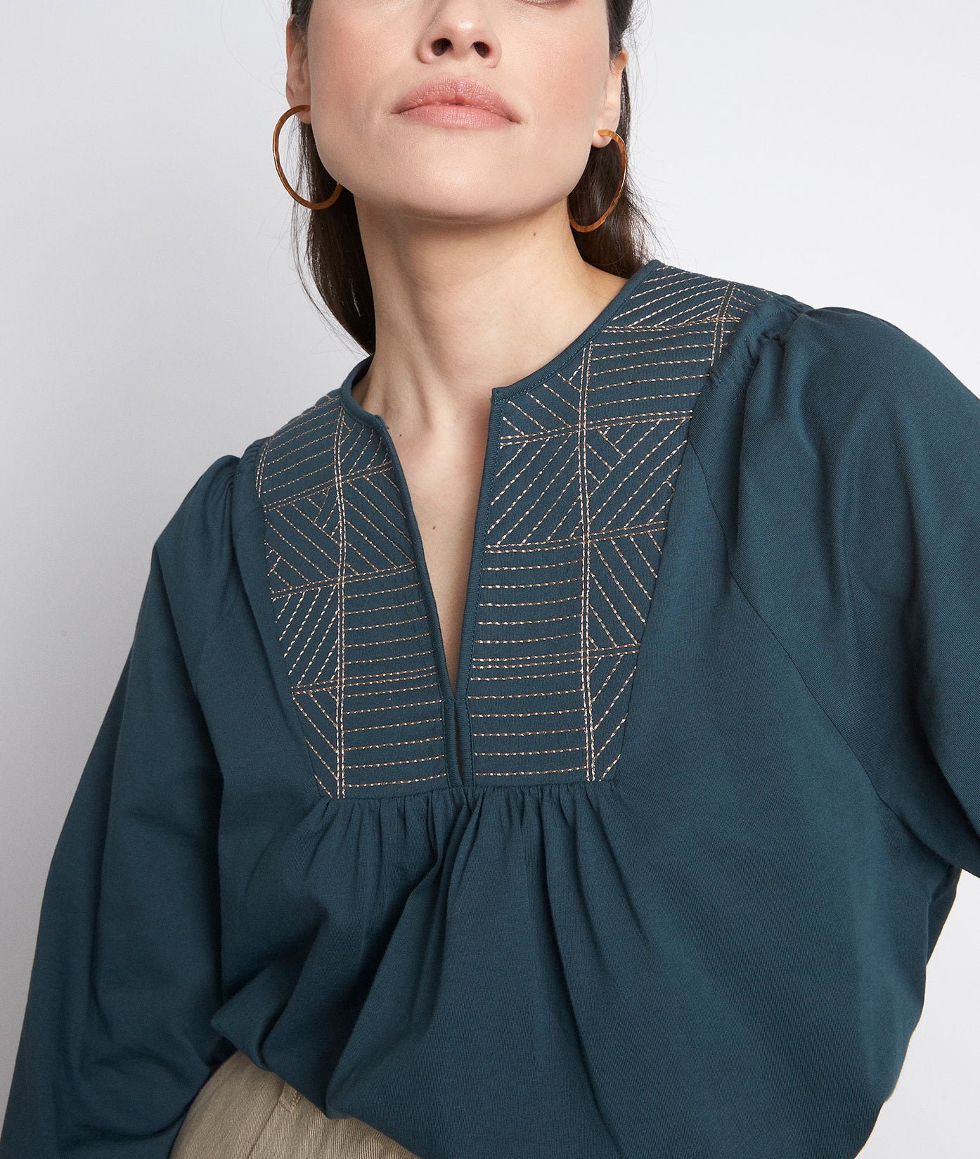 Blouse au col V en jersey de coton vert sapin Malika Faume - seconde main