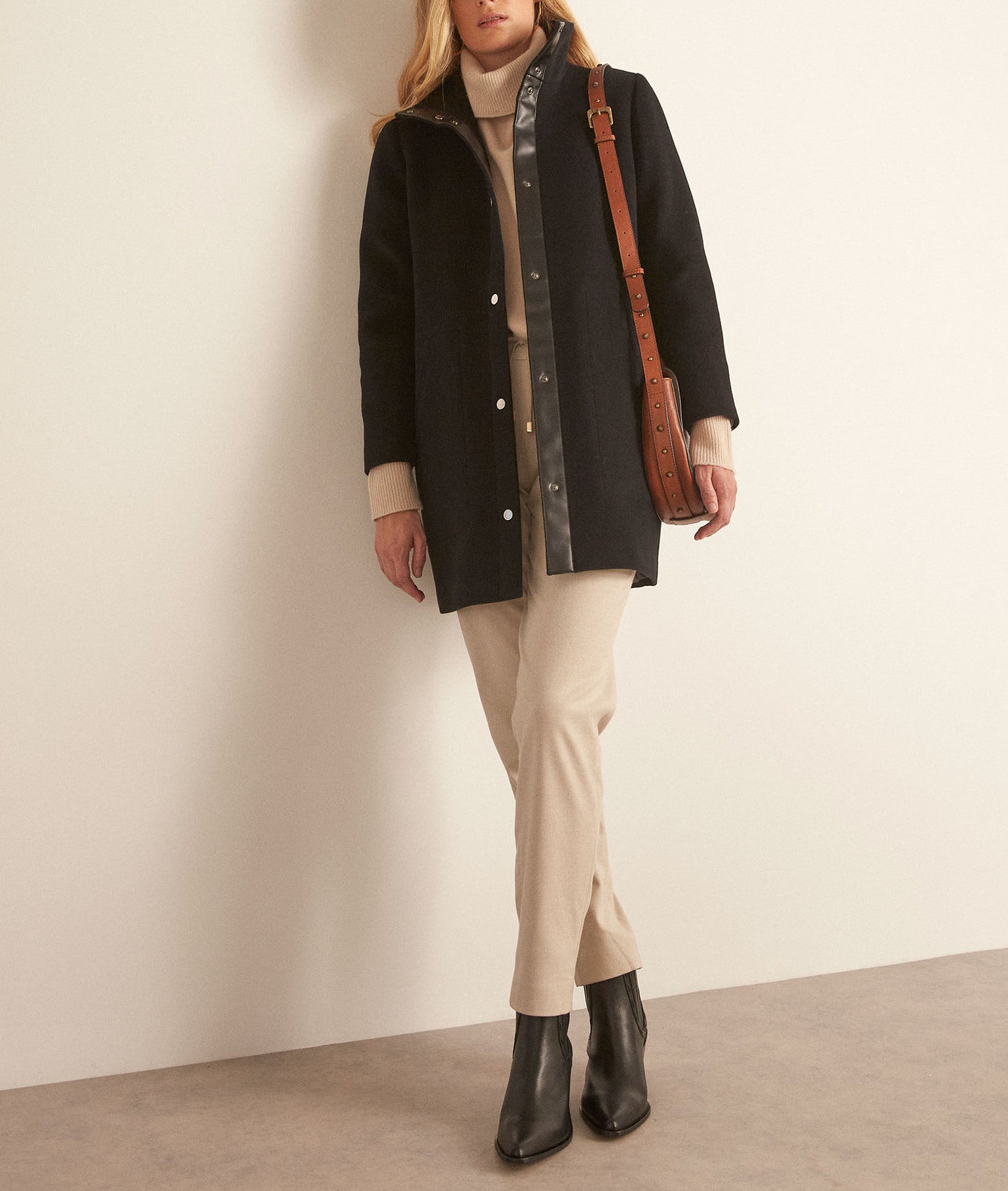 Manteau en laine recyclée noir Mambo Faume - seconde main