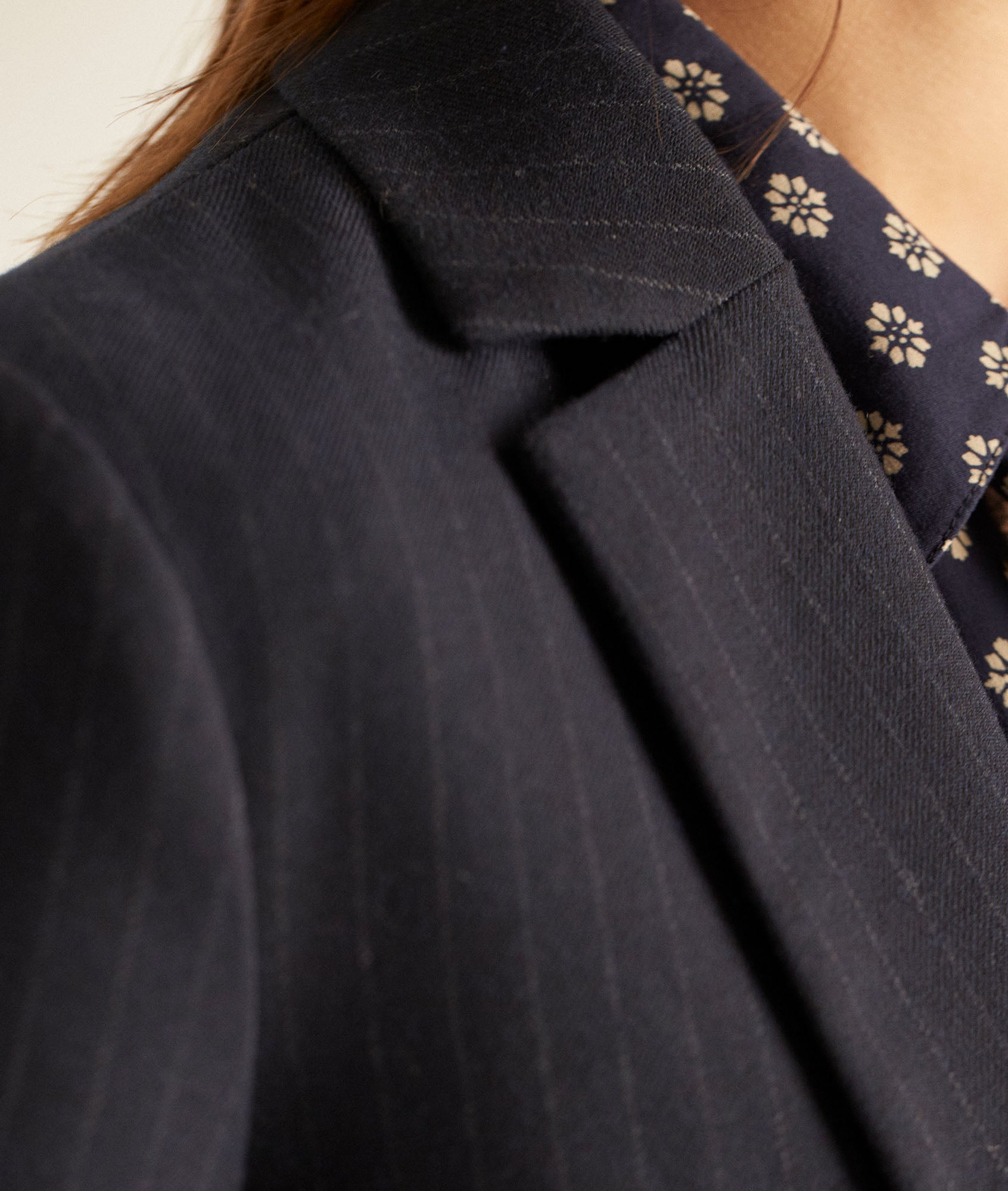 Veste de tailleur rayée marine Arlene Faume - seconde main