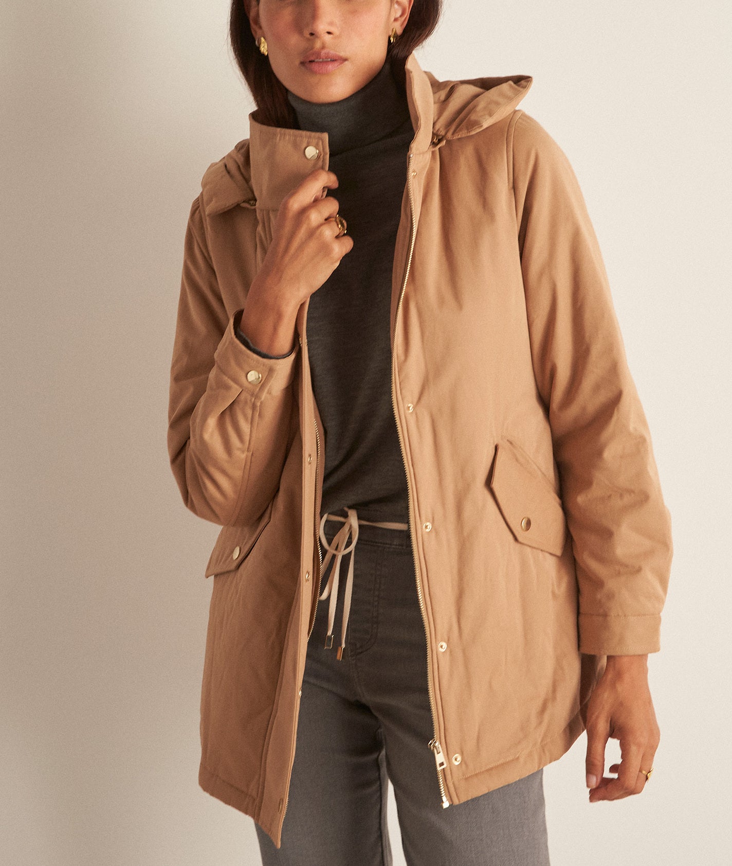 Parka courte à capuche beige Mélie Faume - seconde main