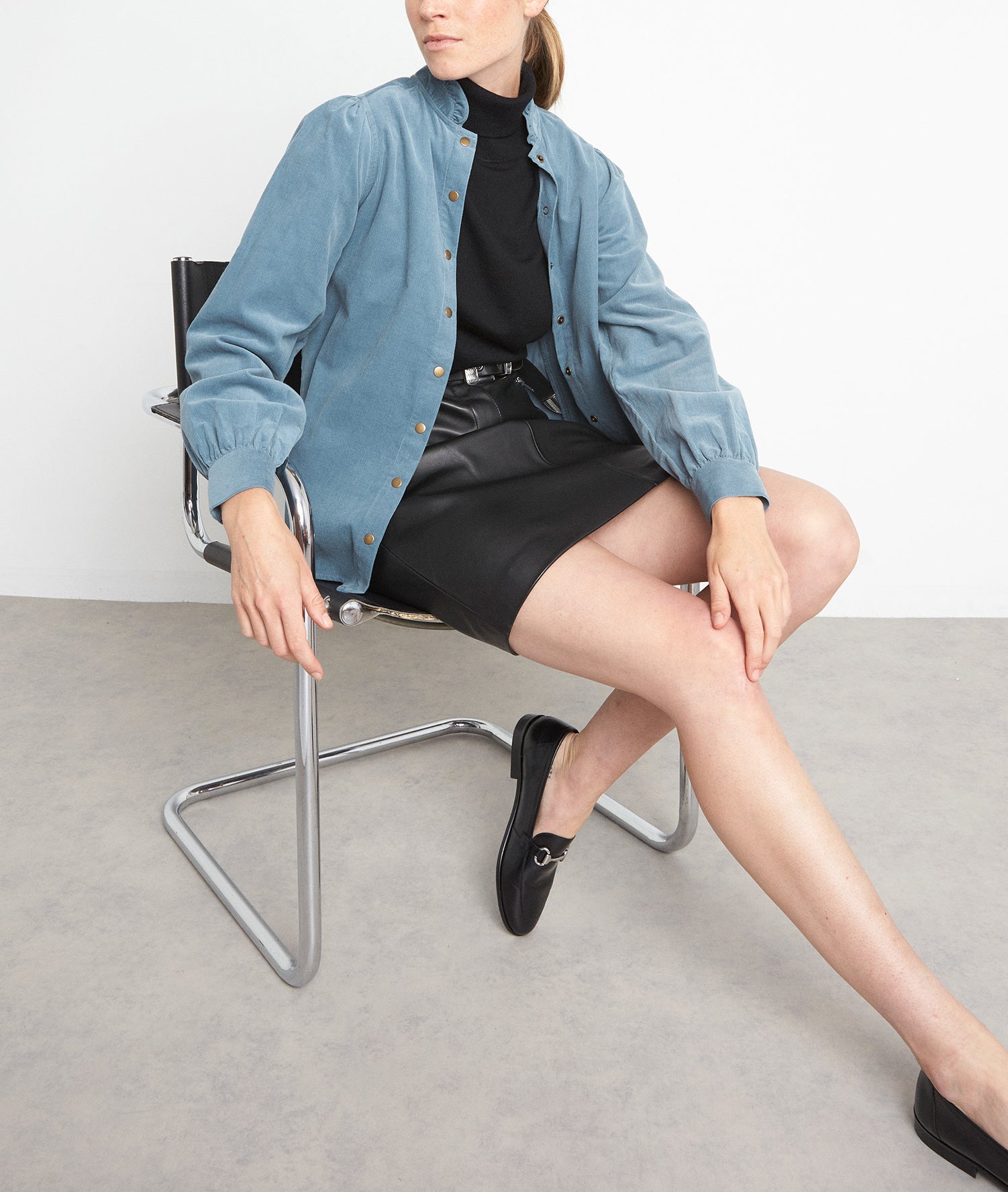 Pull col roulé en laine recylée noir Turbo Faume - seconde main