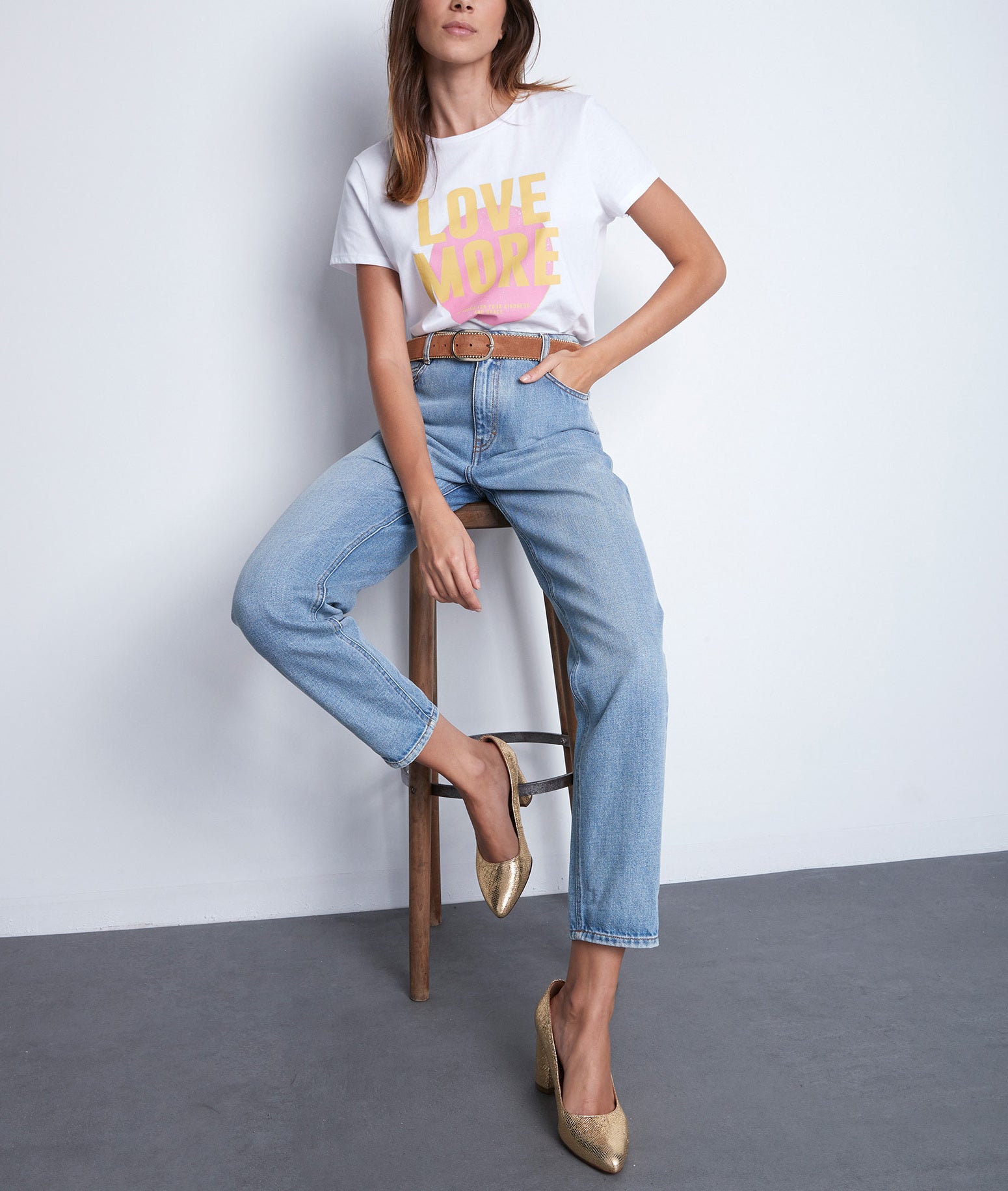 Le lovely mum: jean pure bleached Solene Faume - seconde main