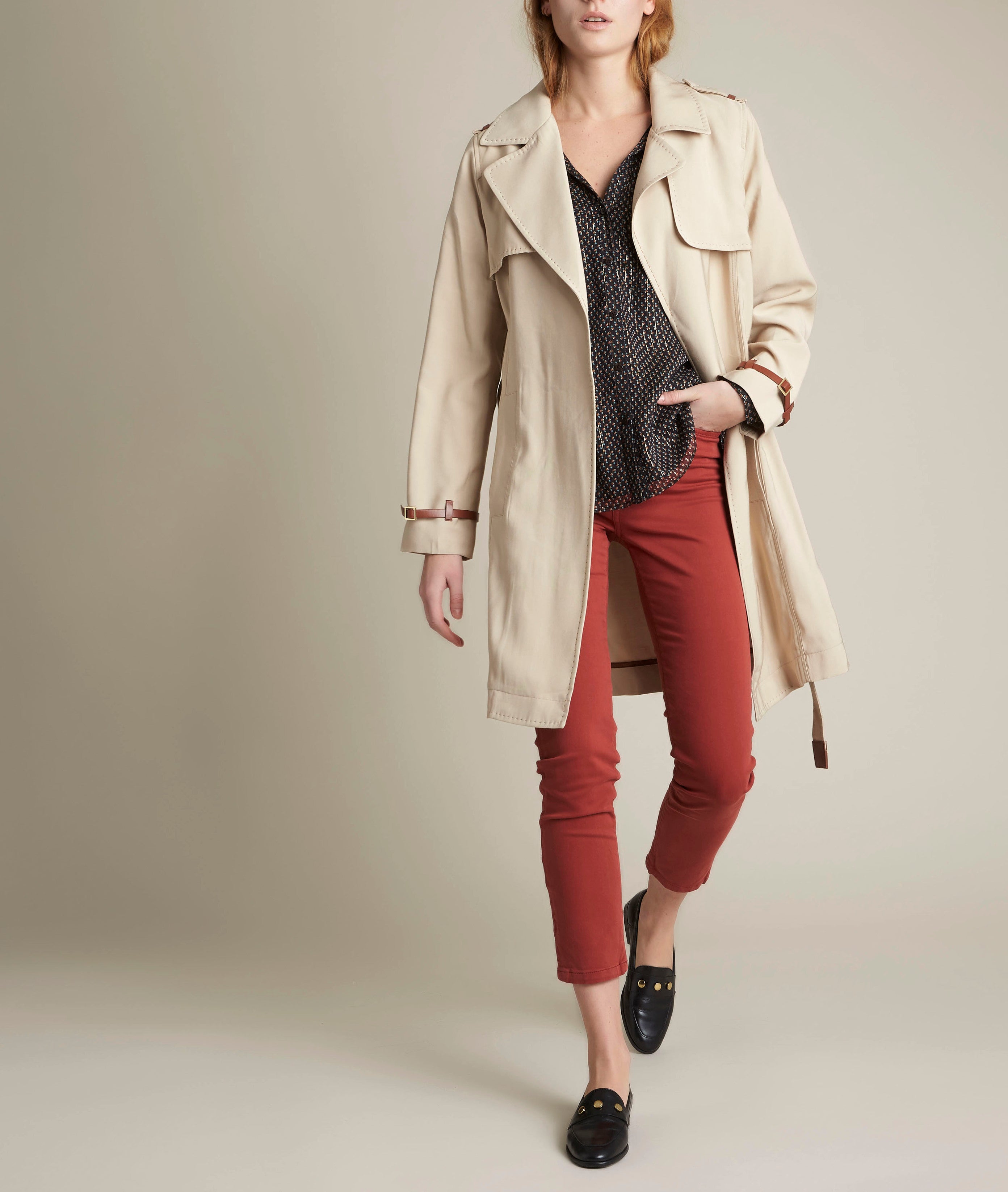 L'iconique jean satin de coton porto Sultan Faume - seconde main