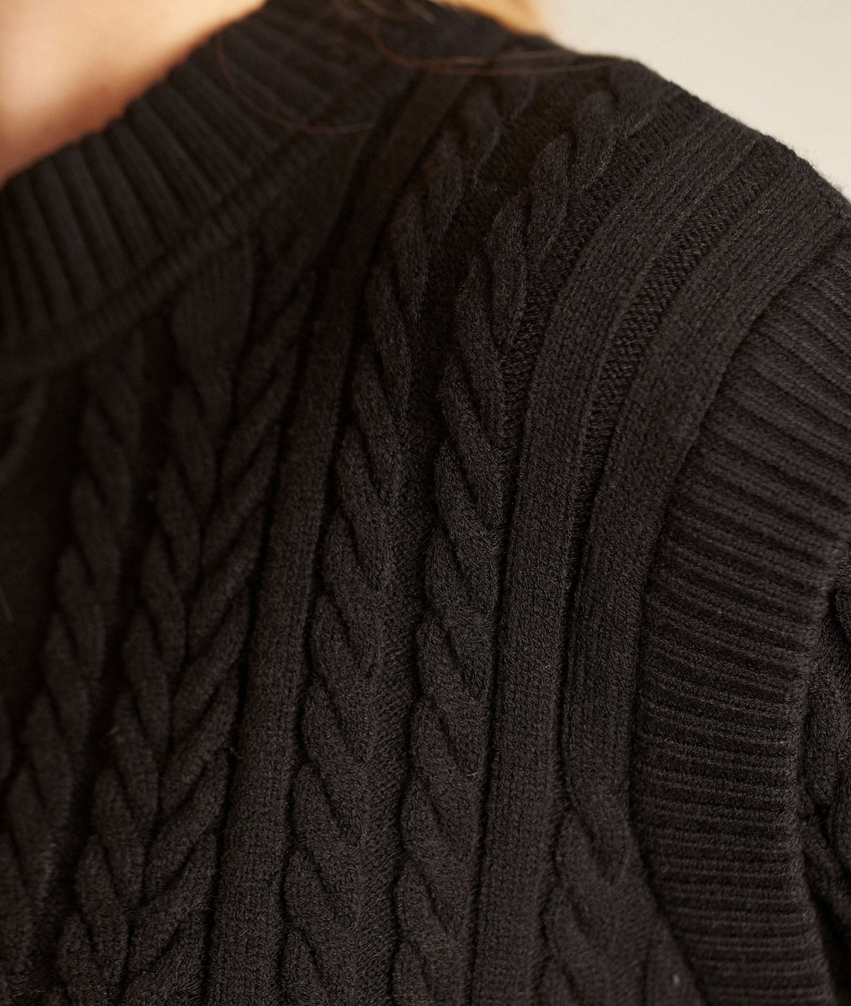 Pull torsadé en viscose EcoVero noir Basso Faume - seconde main